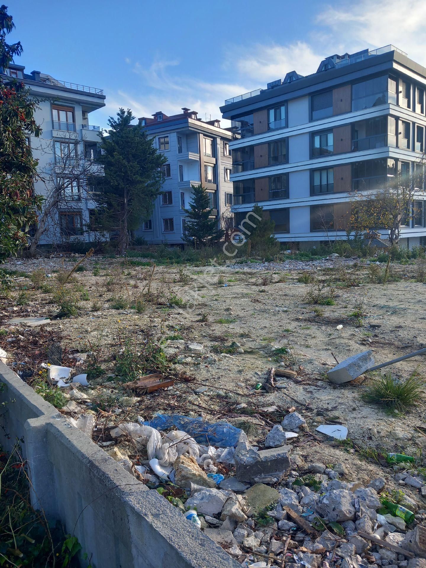 Bahçelievler Bahçelievler Satılık Konut+Ticaret Alanı Naci Kasım Caddesi Haznedar Metro Önü Cepheli 30.74m2 Arsa Payımı Satıyorum