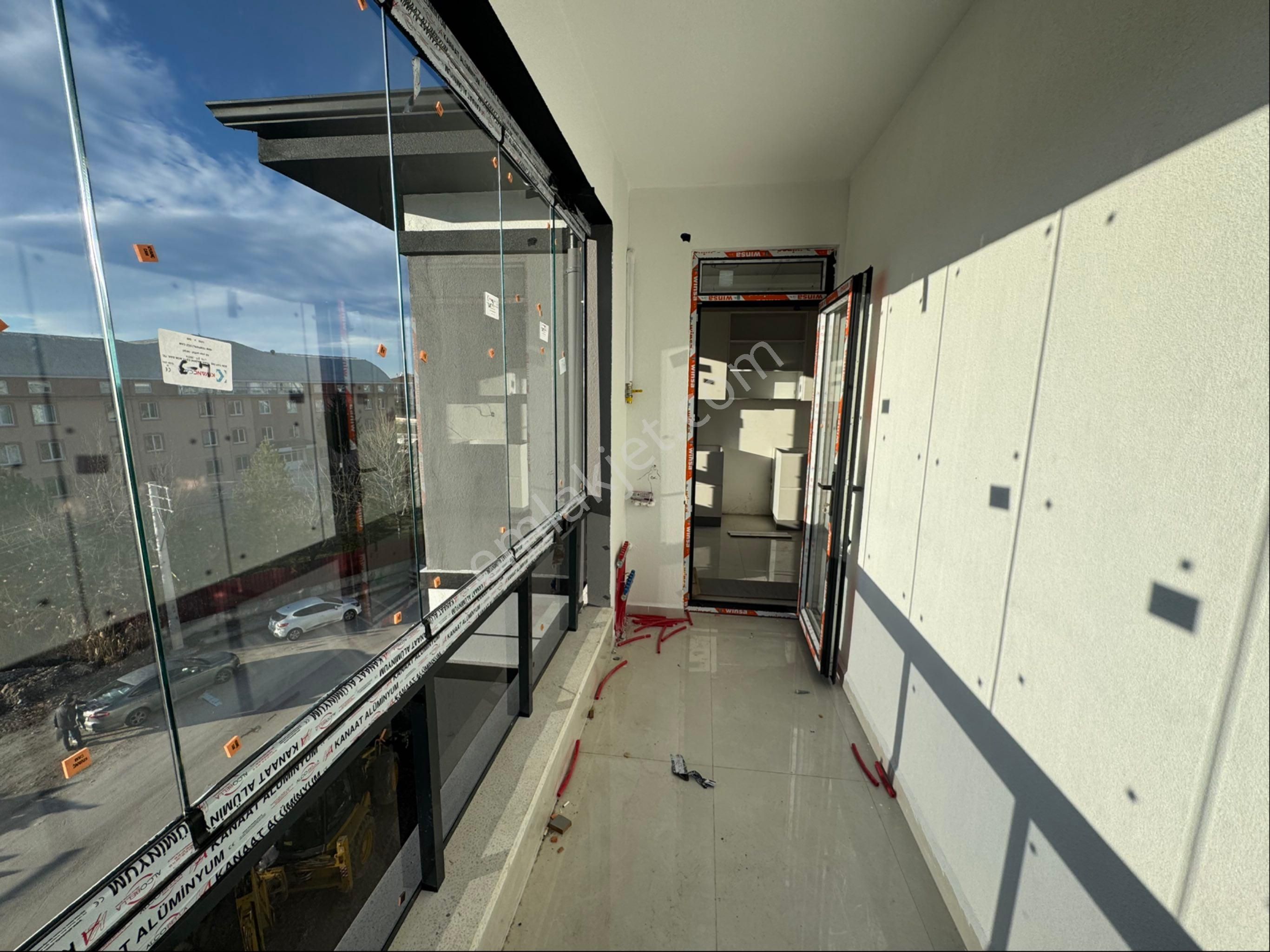 Sağlam Emlaktan Selçukluda Zemin İyileştirmeli Lüx Daireler - Görsel 2