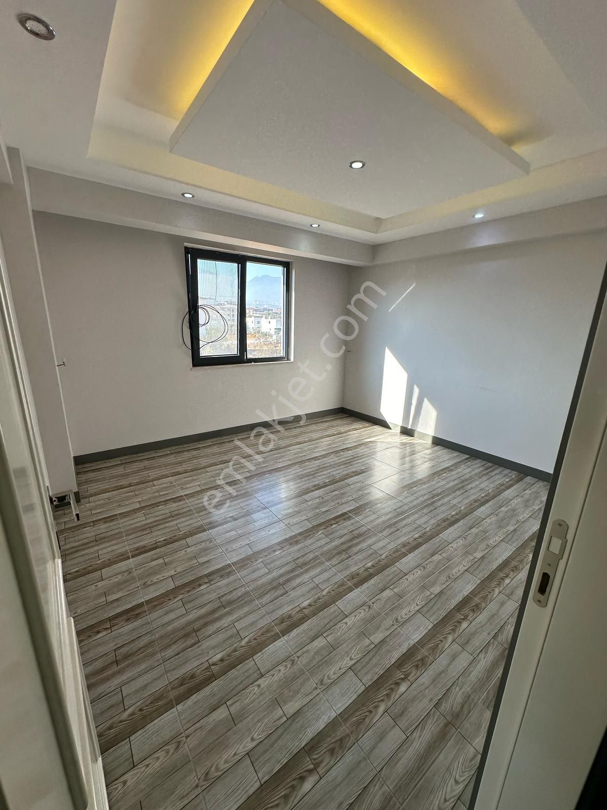 Denizli Yenişafak Mahallesinde 3+1 145m2 Klima,tv Ünitesi,avize,perdeli Satılık Lüks Dizayn Daire - Görsel 14