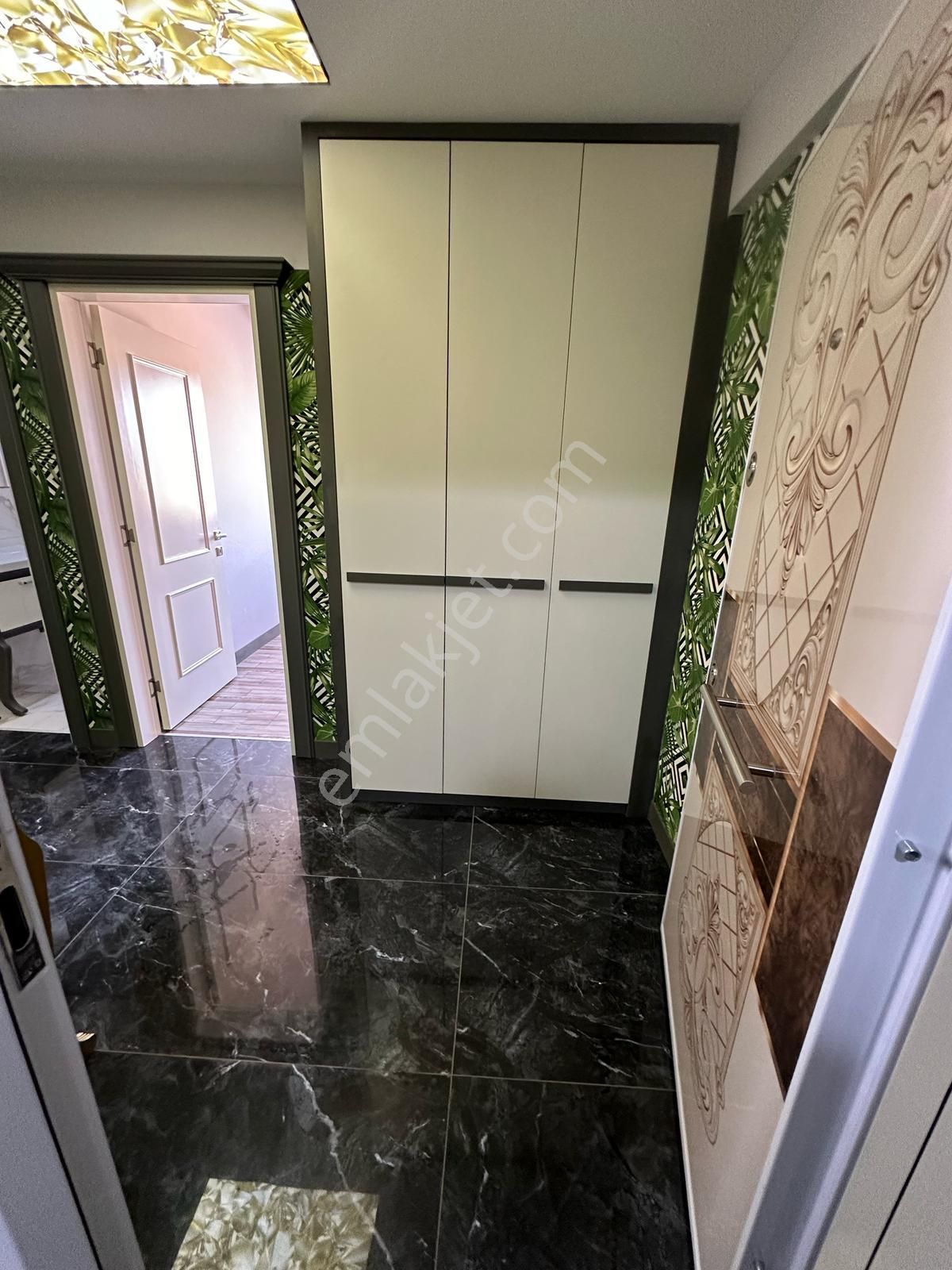 Denizli Yenişafak Mahallesinde 3+1 145m2 Klima,tv Ünitesi,avize,perdeli Satılık Lüks Dizayn Daire - Görsel 4