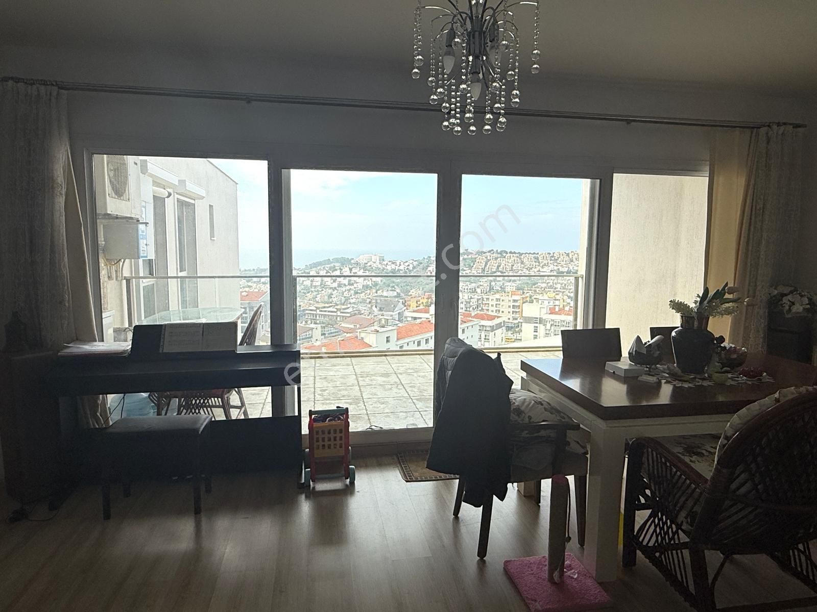 Sanayi Arkasında Deniz Manzaralı Kapalı Mutfak 3+1 Daire Satılık - Görsel 10