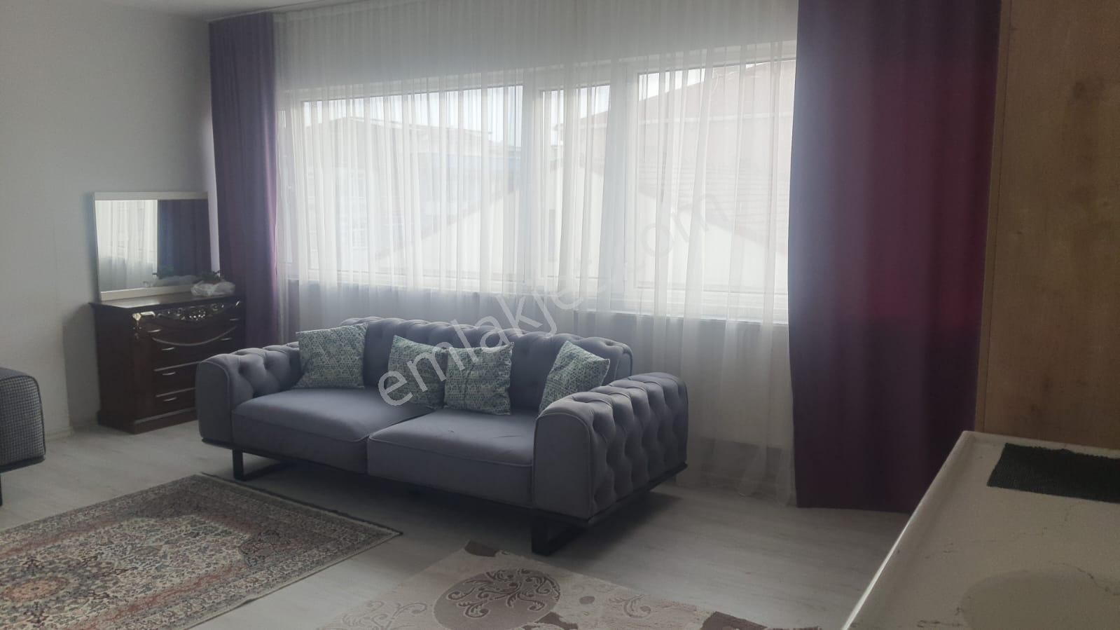 Kocaeli Derince Deniz Manzaralı Kiralık Daire Derince Merkez Denizciler Cad Üzerinde 1+0 Eşyalı Kiralık Daire.