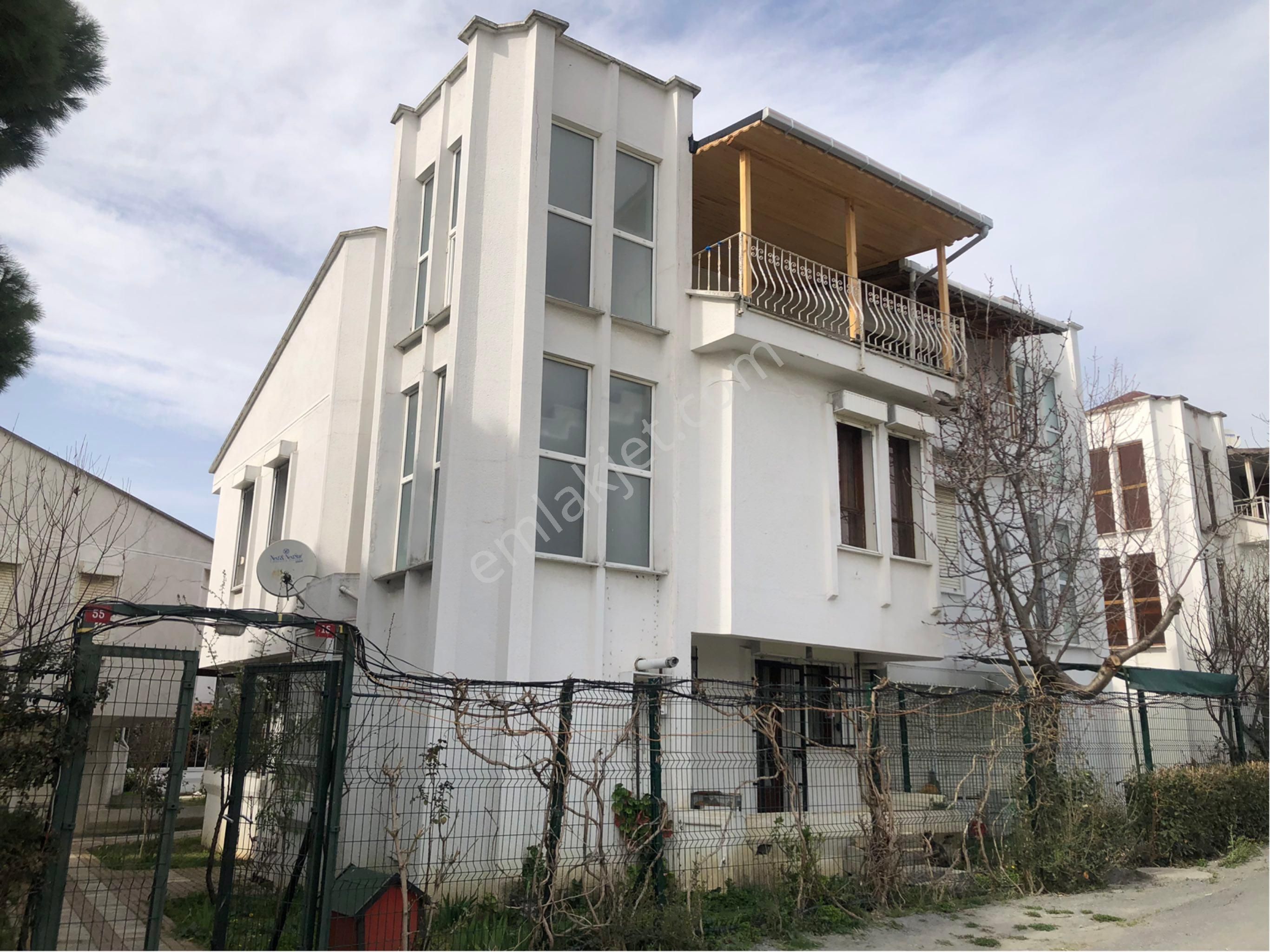 İstanbul Büyükçekmece Satılık Villa Satılık Villa