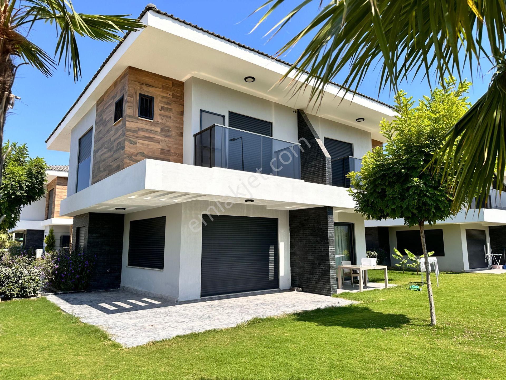 Kuşadası Davutlar Satılık Villa **rs Netten** Davutlarda Denize Yürüme Mesafesinde 3+1 Satılık Villa