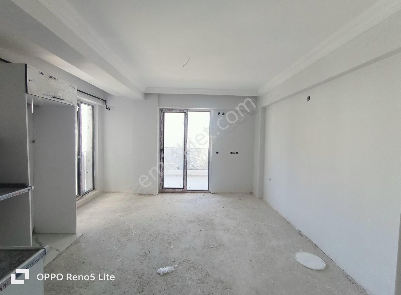 Yeni Mahallede Geniş Balkonlu Daire - Görsel 8