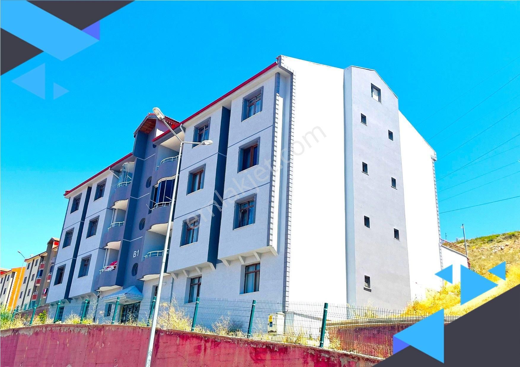 Bayburt Merkez Tuzcuzade Satılık Daire Geniş 1+1 Daire Fırsatı Uygun Fiyattan Şimdi Sizleri Bekliyor