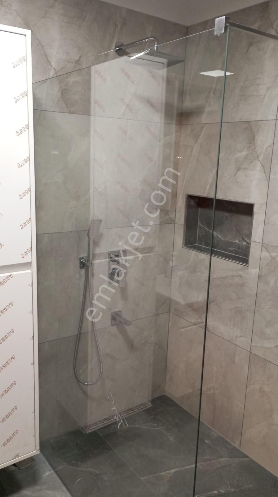 Neon Emlaktan A.eğlence De En Tutulan Binada Asansörlü Eşyalı 4+1 Ebebeyn Banyolu Kiralık Daire - Görsel 17