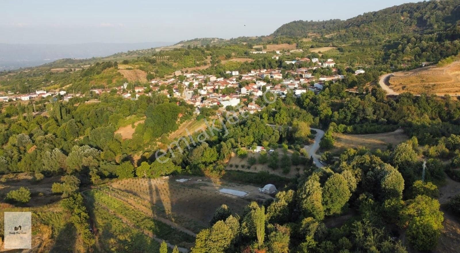 Dipsizgol Köyünde Asvalta Cephe Süper Hobı Bahçesi - Görsel 9