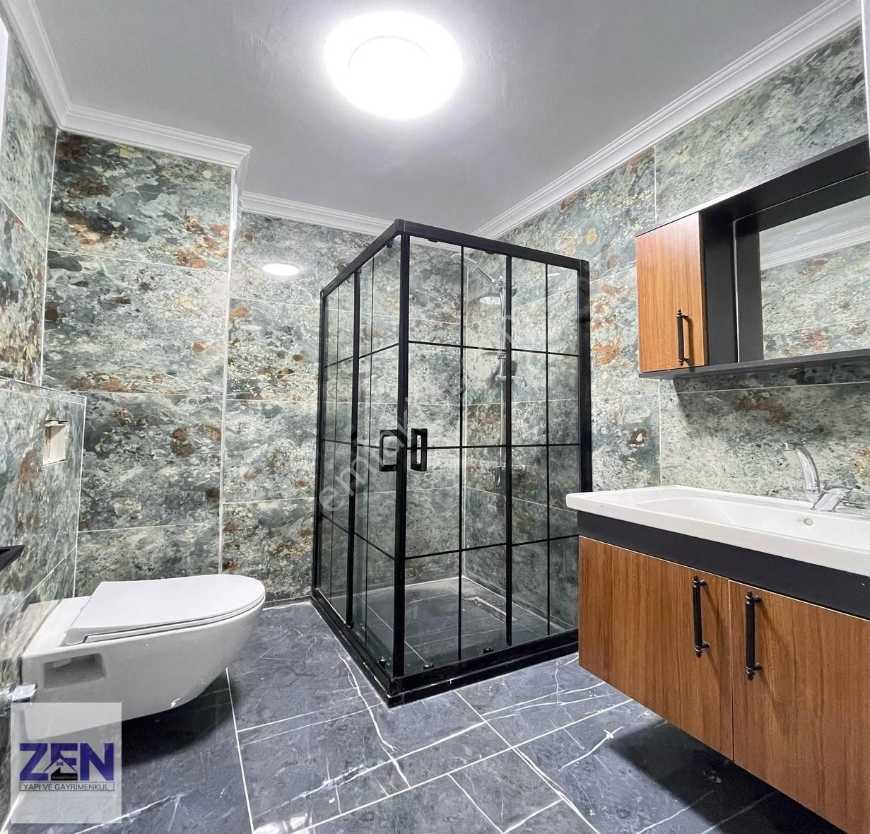 Metrobüse Yakın Düz Giriş Seviyesinde 2+1 Satılık Bahçe Katı - Görsel 17