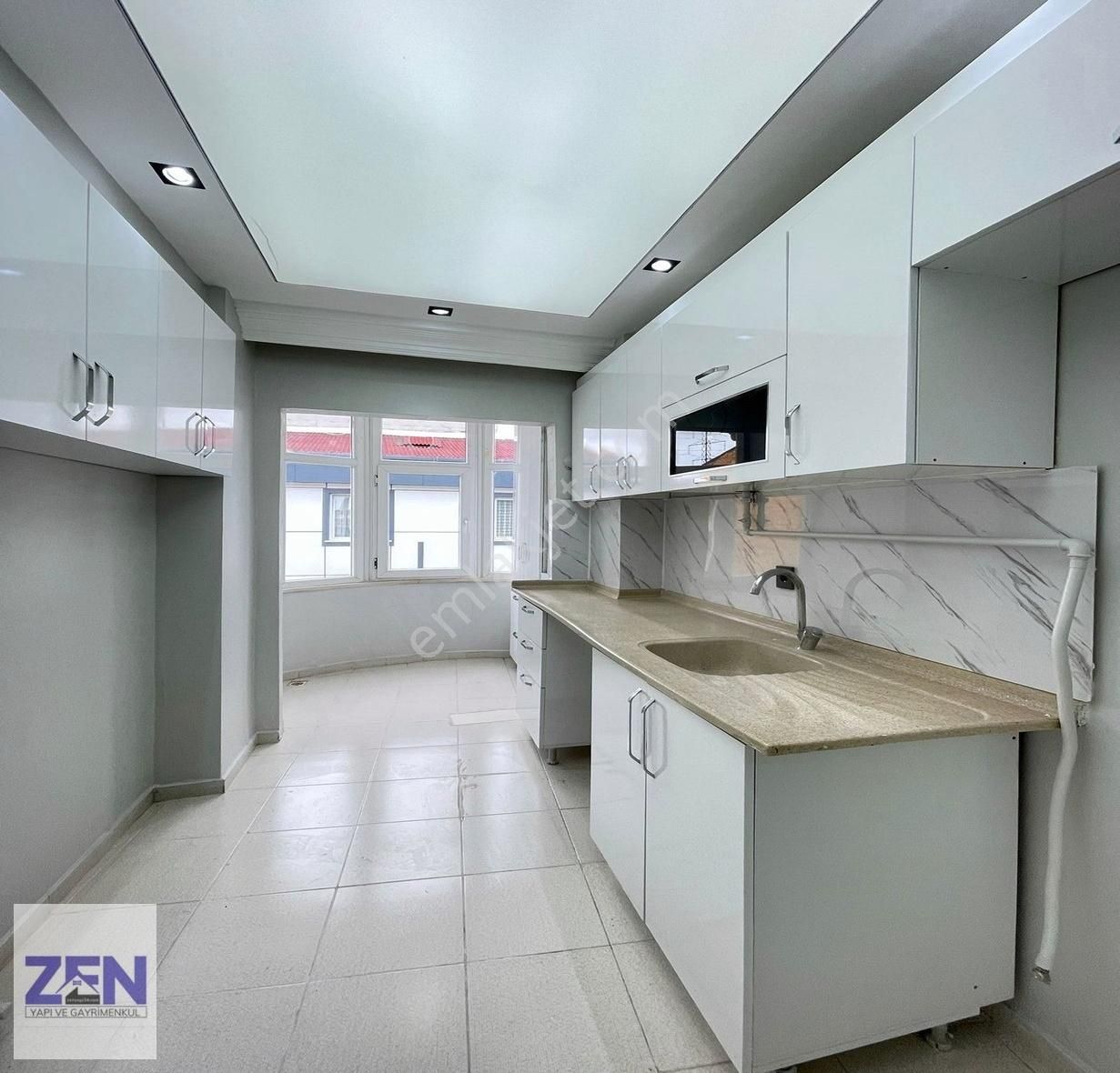 Acil Satılık Güzel Konumda Aileye Uygun 2+1 Satılık Ara Kat - Görsel 12