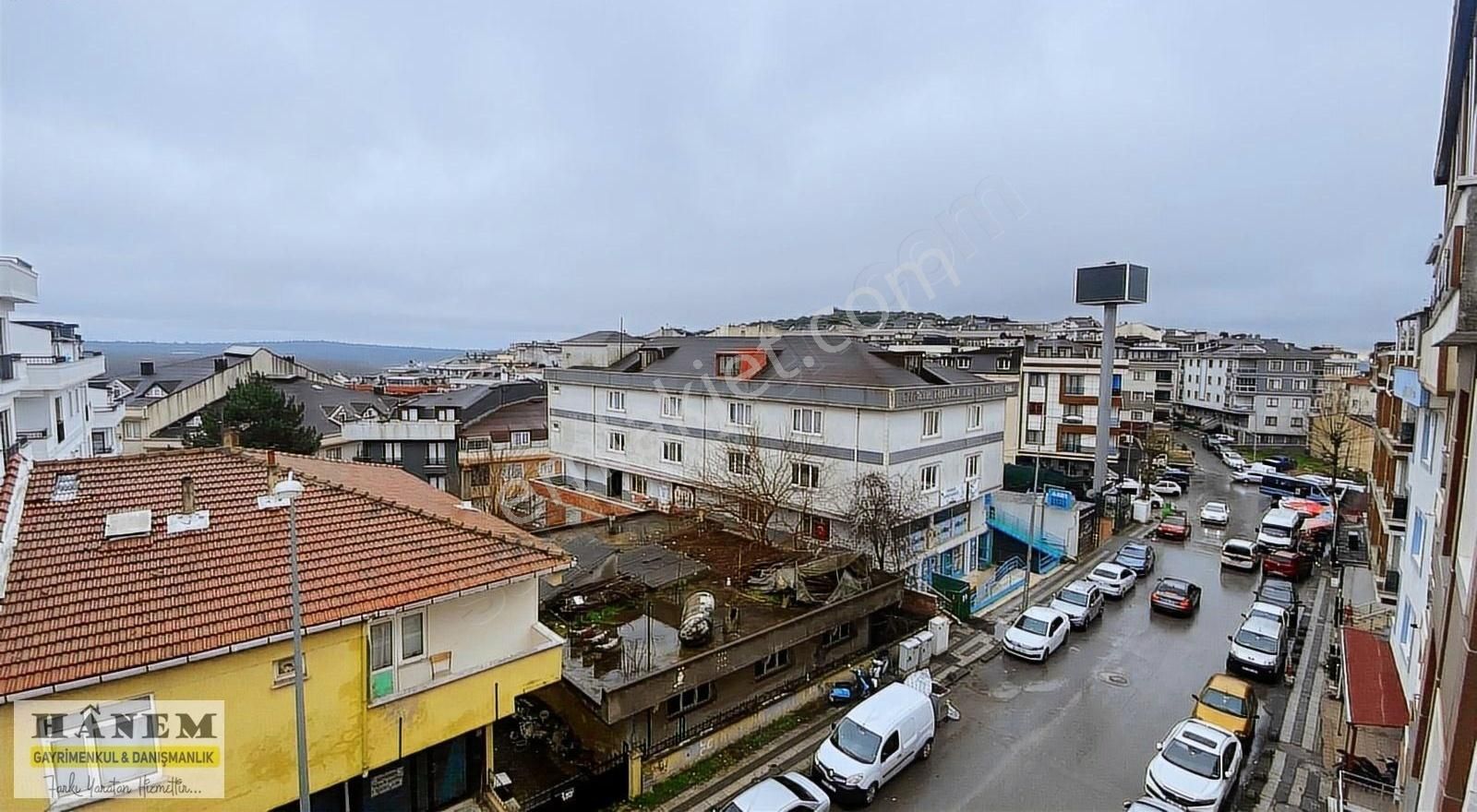 Çekmeköy Merkez Satılık Daire Hanemden Çekmeköy Merkez Mahallesi Köroğlu Caddesi Üzerinde 3+1