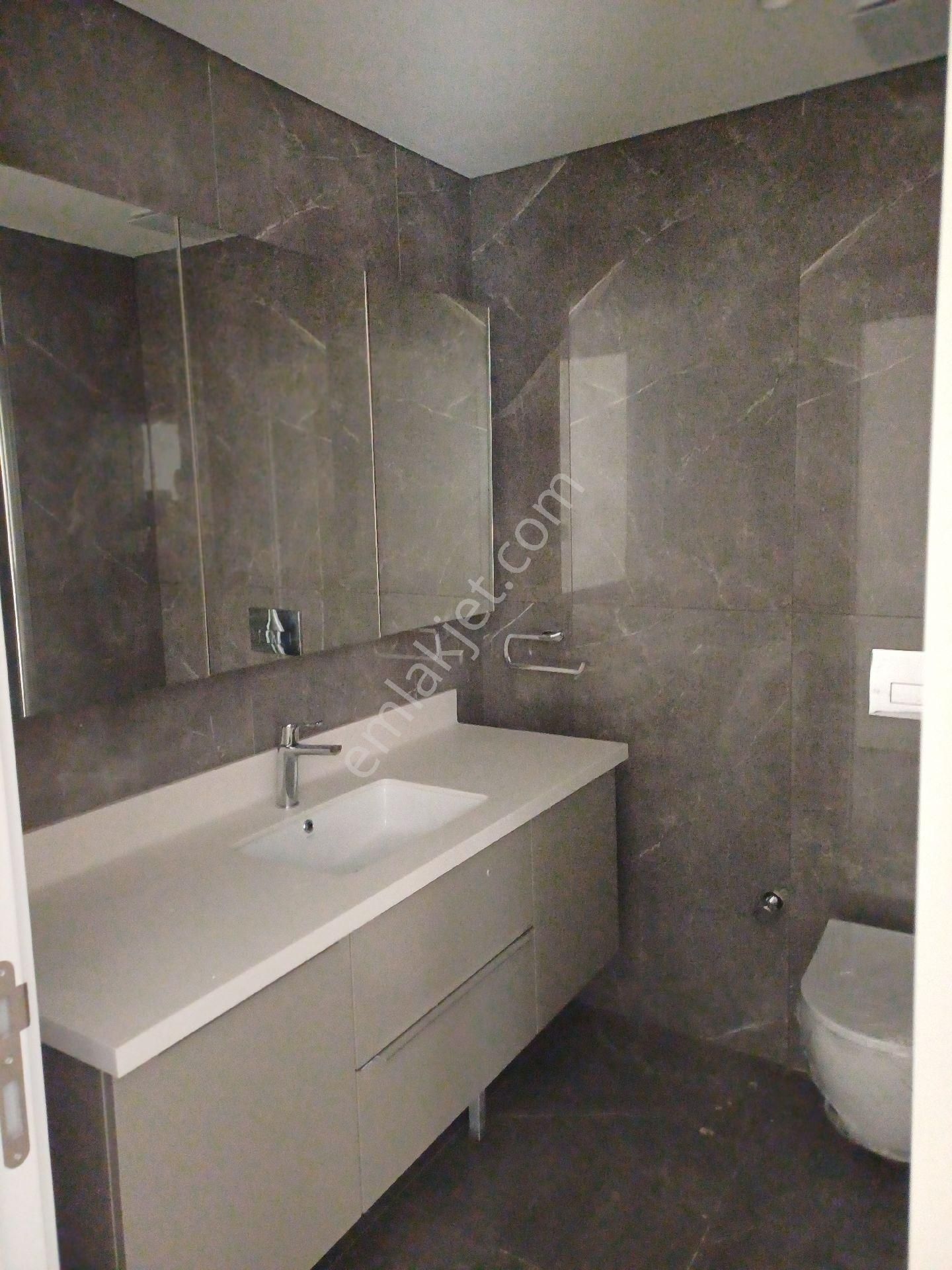 Bizim Mahalle Sahıbınden En Ucuz 4+1 Boş Acil - Görsel 7