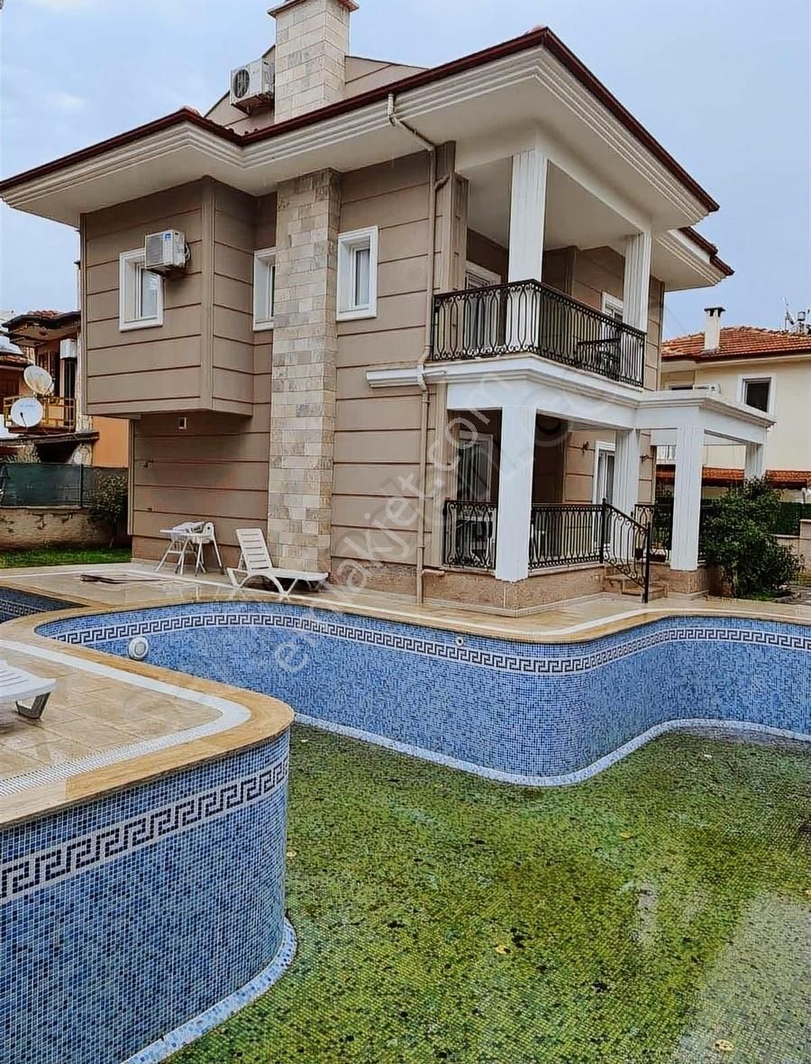 Fethiye Foça Satılık Villa Barış Manço Bulvarında Satılık Villa