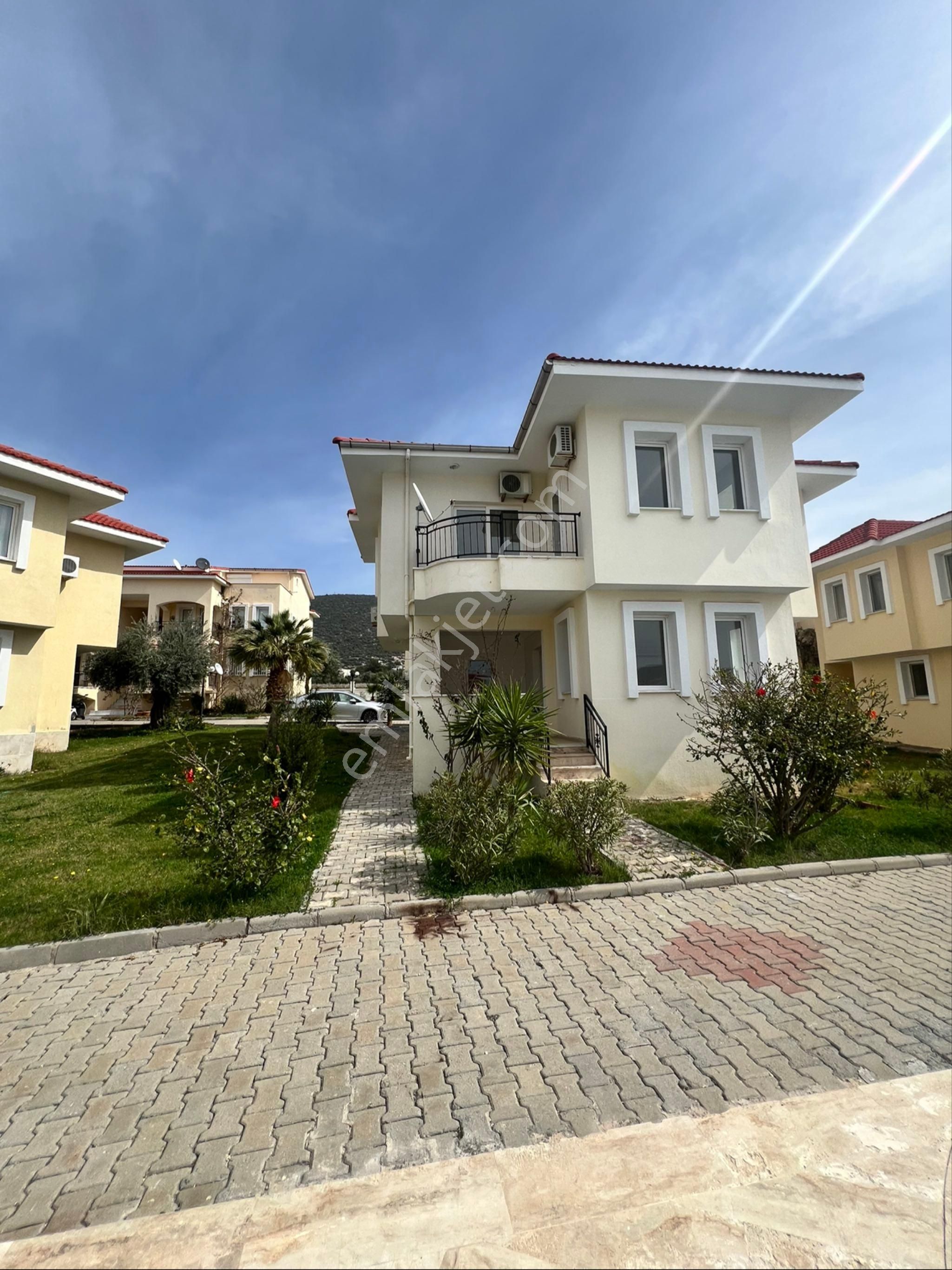 Didim Akbük’te Satılık 4 + 1 Ayrı Mutfak Site İçerisinde Müstakil Villa - Görsel 28