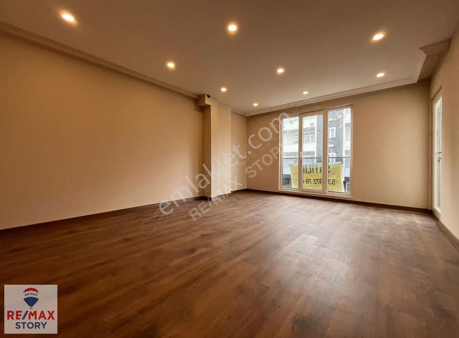 Çayırova Akse Satılık Daire Çayırova Akse Mah.de 3+1 130m2 Ara Kat Satılık Daire