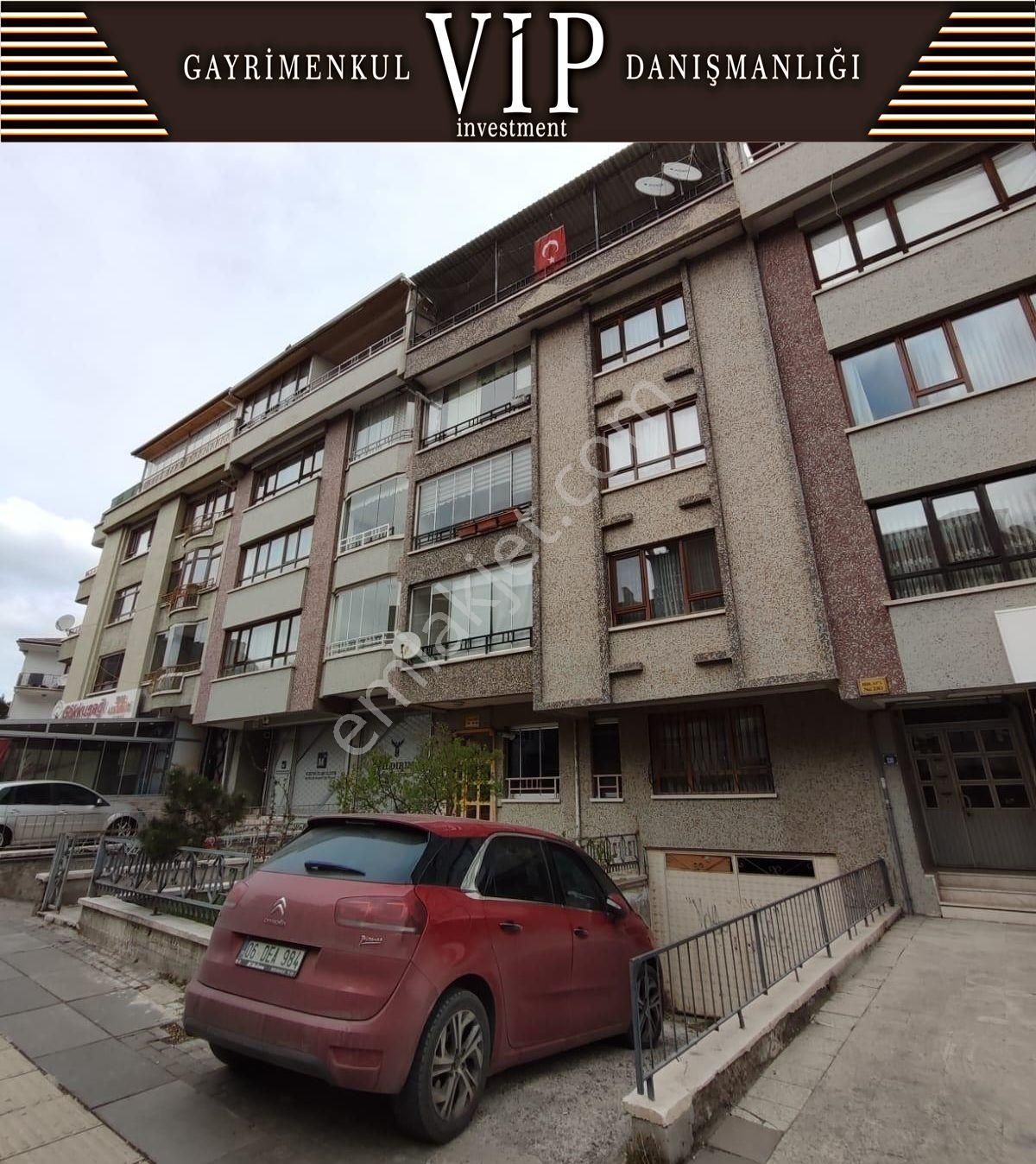 Yenimahalle Tepealtı Satılık Daire Yenimahalle Tepealtı Mahallesi Kapalı Otoparklı 4+1 Satılık Daire