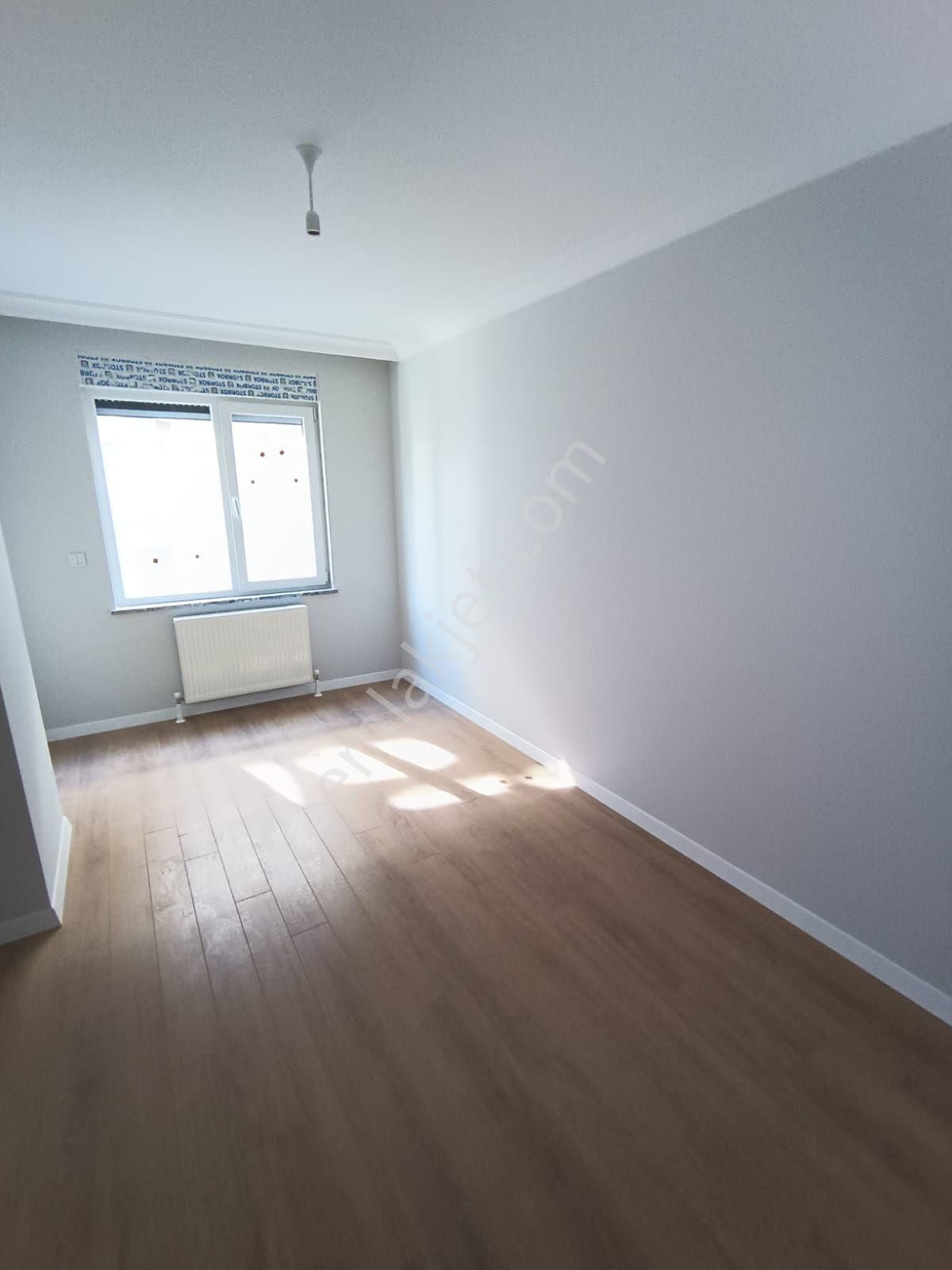 Bahçelievler Ömür Plaza'ya 5 Dakika Yürüme Mesafesinde 2+1 Satılık Daire - Görsel 9