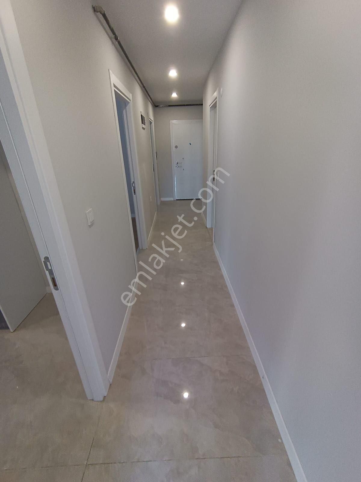 Bahçelievler Ömür Plaza'ya 5 Dakika Yürüme Mesafesinde 2+1 Satılık Daire - Görsel 19