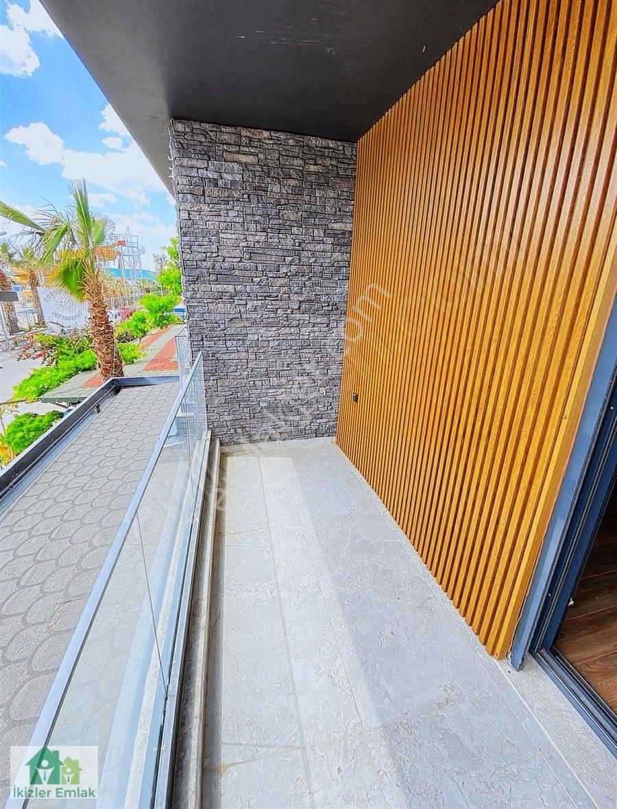 Gümüldürde Denize Sıfır Satılık Müstakil 4+1 Havuzlu Lüks Villa - Görsel 20