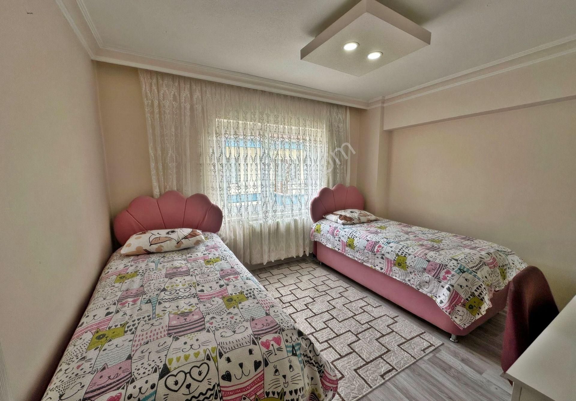 Bağlum'da 5+1 2 Teraslı Dubleks Daire - Görsel 26