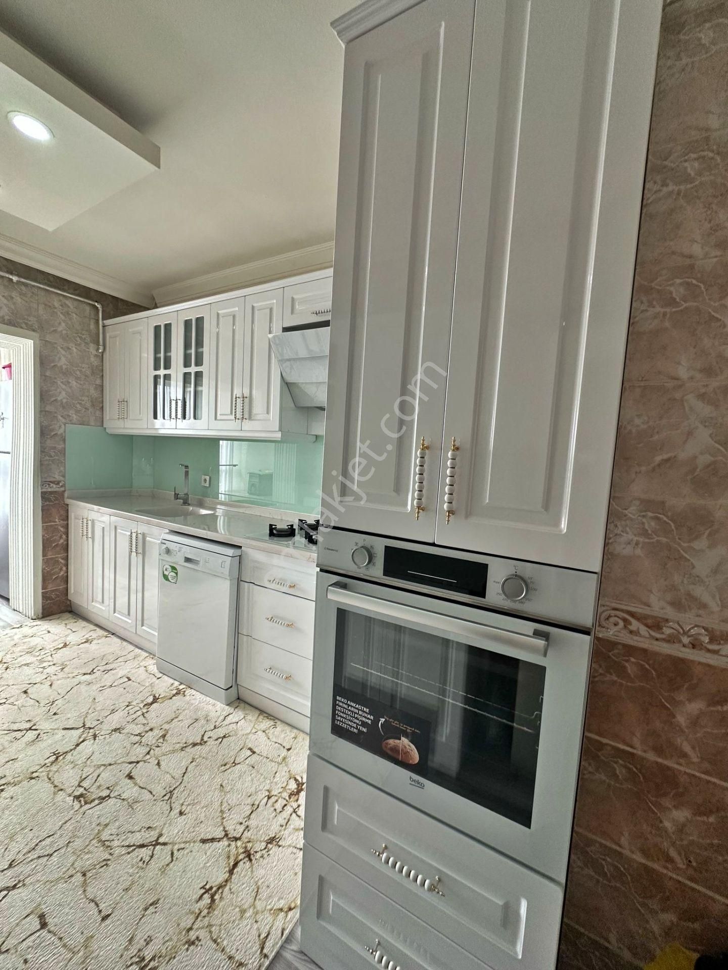 Bağlum'da 5+1 2 Teraslı Dubleks Daire - Görsel 7