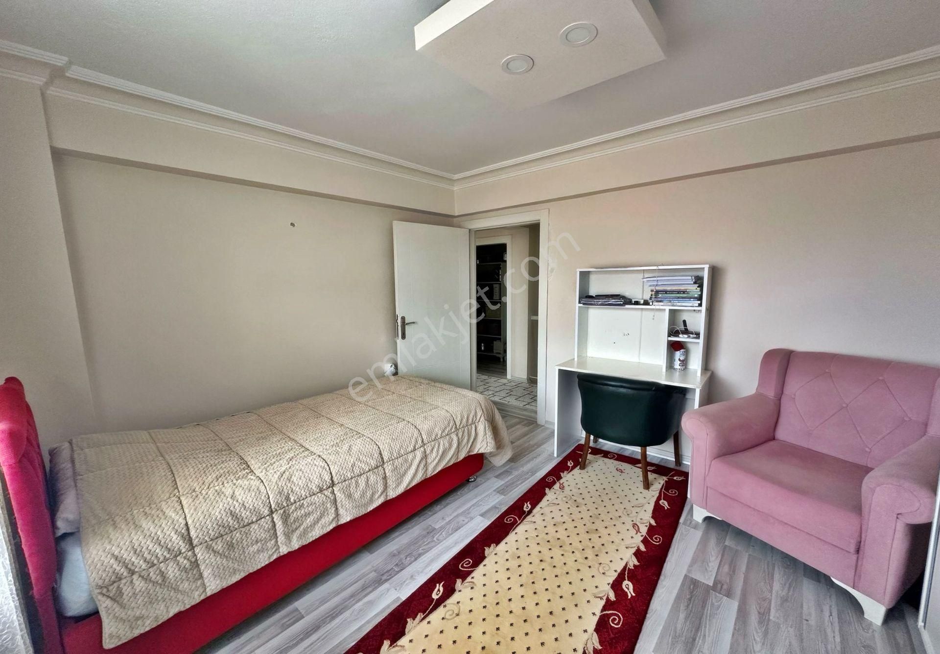 Bağlum'da 5+1 2 Teraslı Dubleks Daire - Görsel 5