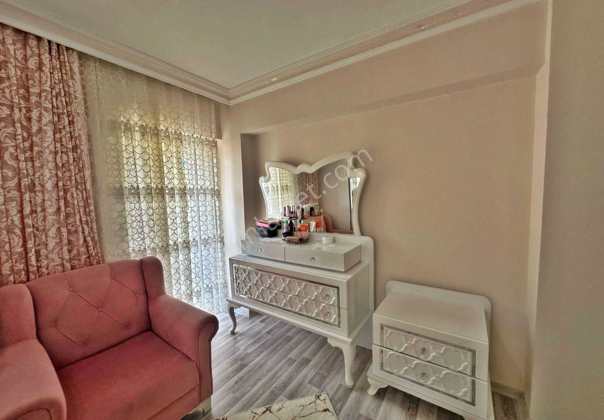 Bağlum'da 5+1 2 Teraslı Dubleks Daire - Görsel 15