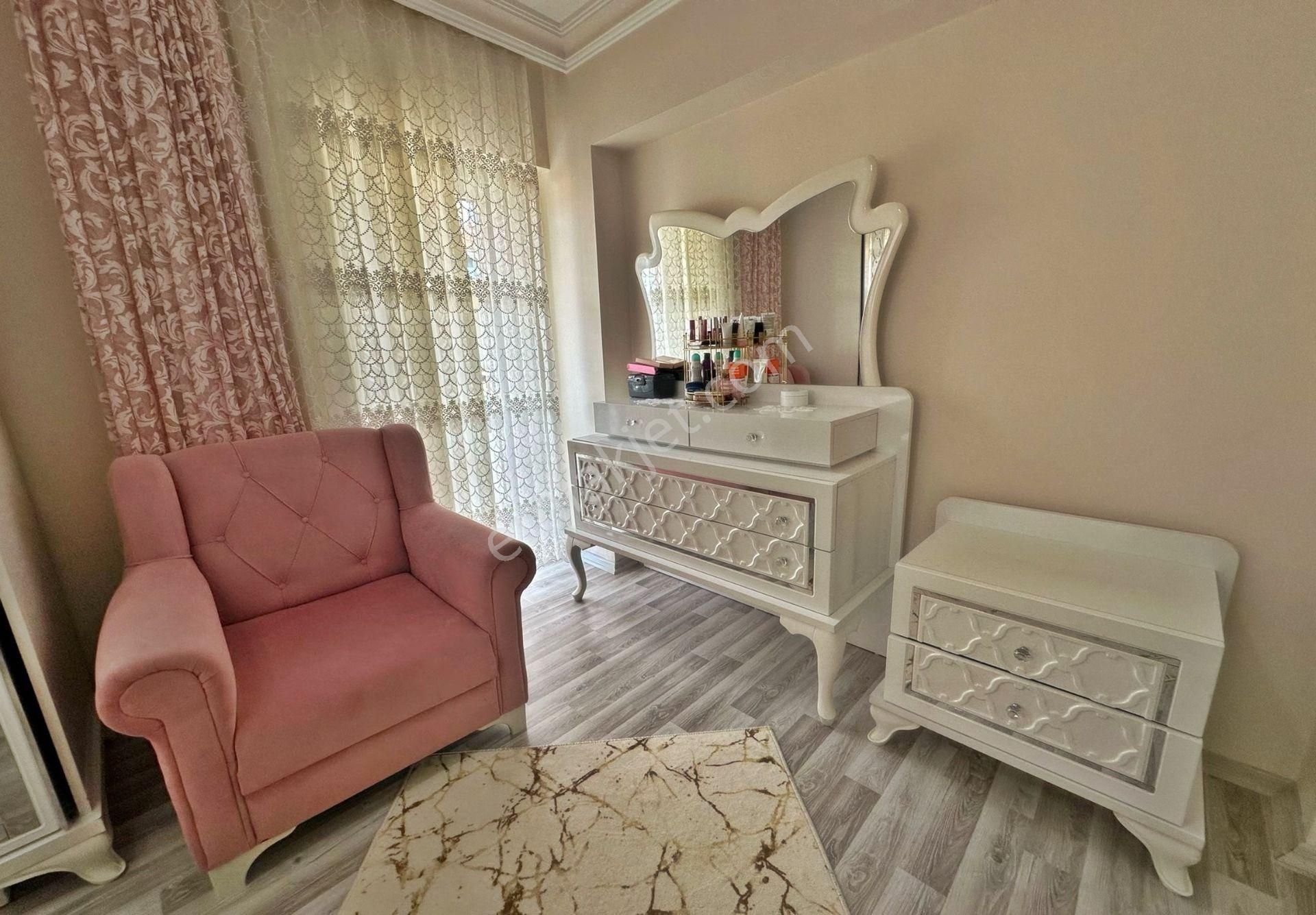 Bağlum'da 5+1 2 Teraslı Dubleks Daire - Görsel 19