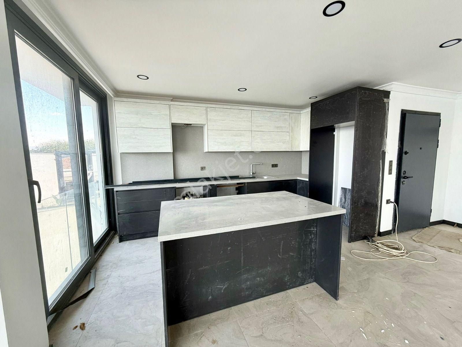 Denize Yakın Müstakil Bahçeli Villa Özel Havuz Ve Plajlı Ev - Görsel 19