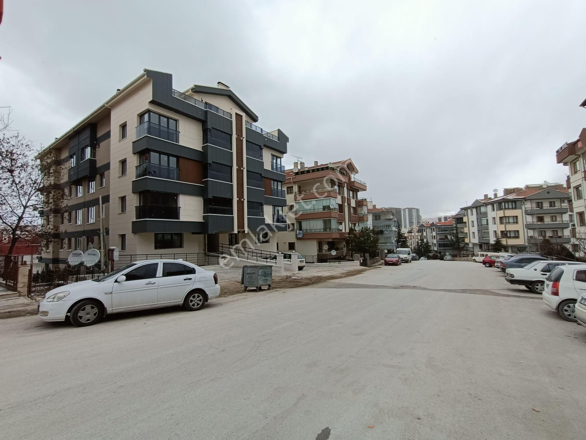 Çankaya Aşıkpaşa Satılık Daire Asyapıdan 3+1 120m2 Manzaralı Ara Kat Yeni Süper Lüks Kombili