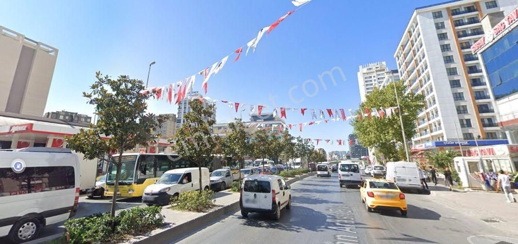 Esenyurt Yenikent Satılık Bina Esenyurt Ana Cadde Üstünde 5000 M2 Satılık Komple Bina