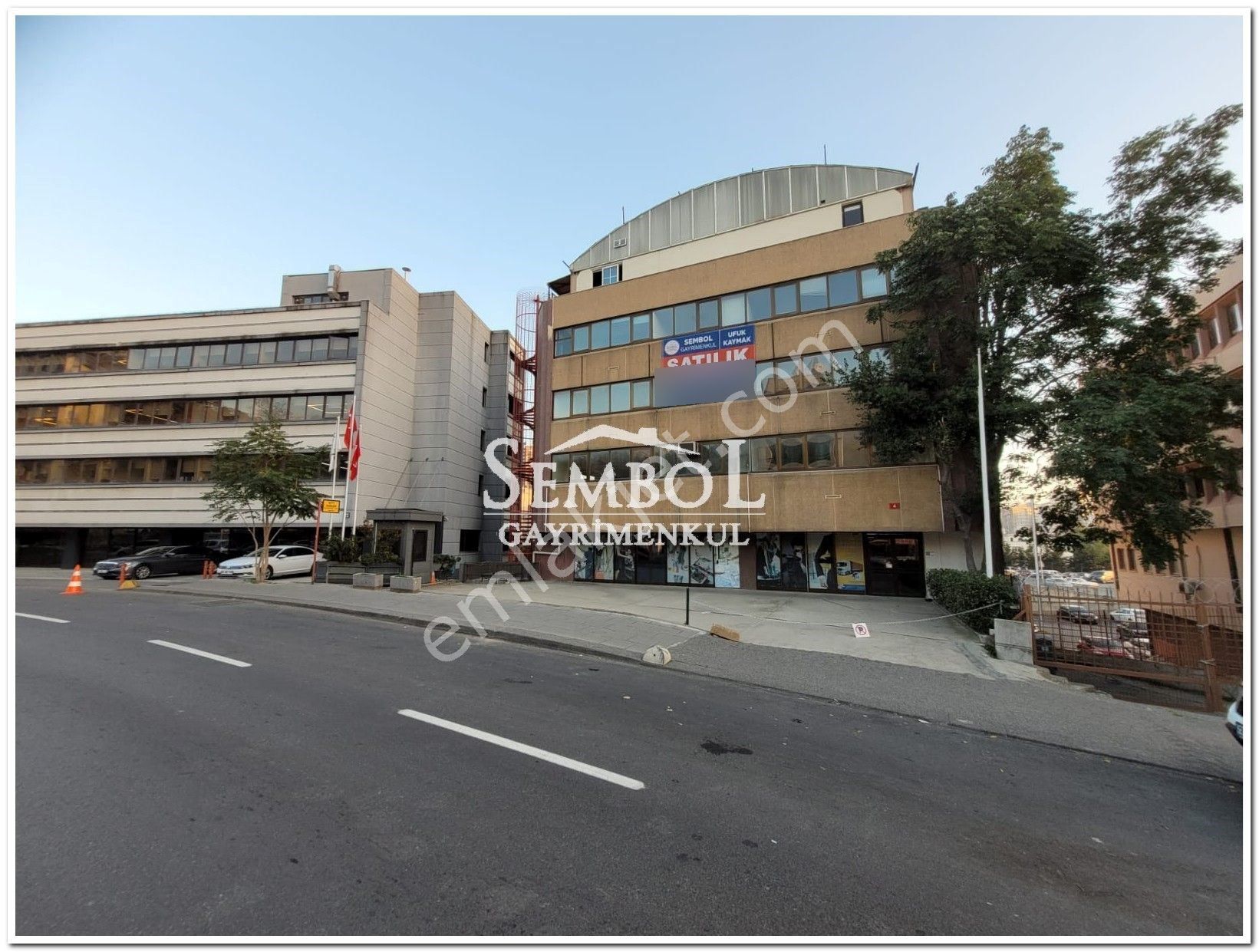 Kadıköy Hasanpaşa Da 7 Katlı 4200 M2 Komple Satılık Ticari Bina - Görsel 2