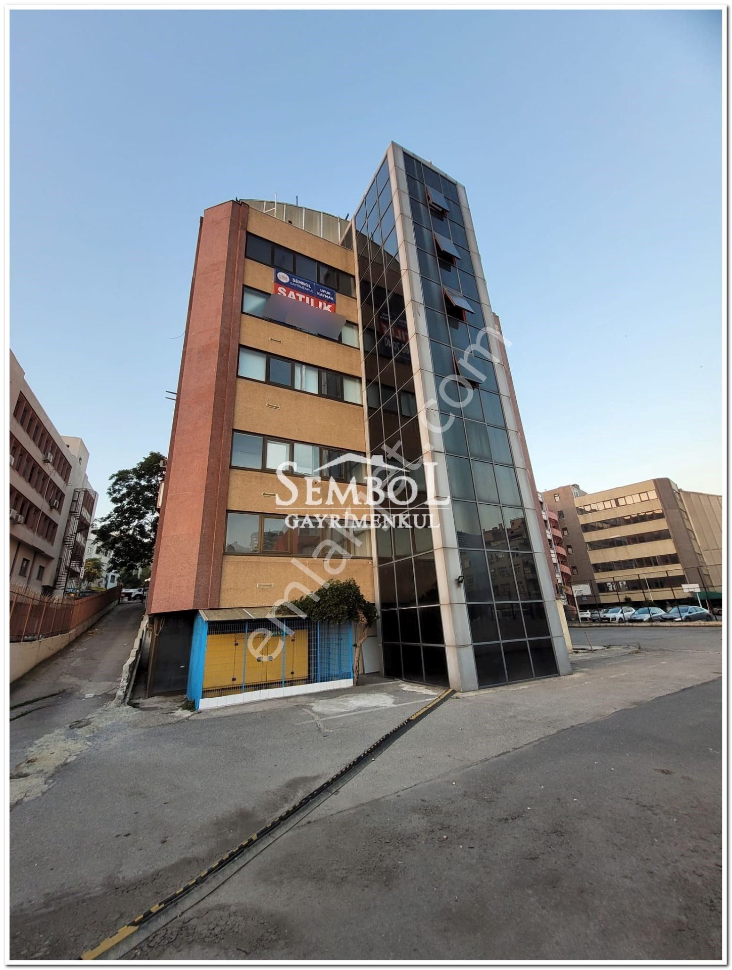 Kadıköy Hasanpaşa Da 7 Katlı 4200 M2 Komple Satılık Ticari Bina - Görsel 7