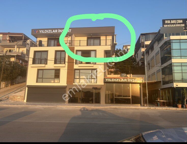 Daire2+1 Açık Mutfakcık Mutfak Balkona Geçişli Büyük Balkondeniz Manzaralı