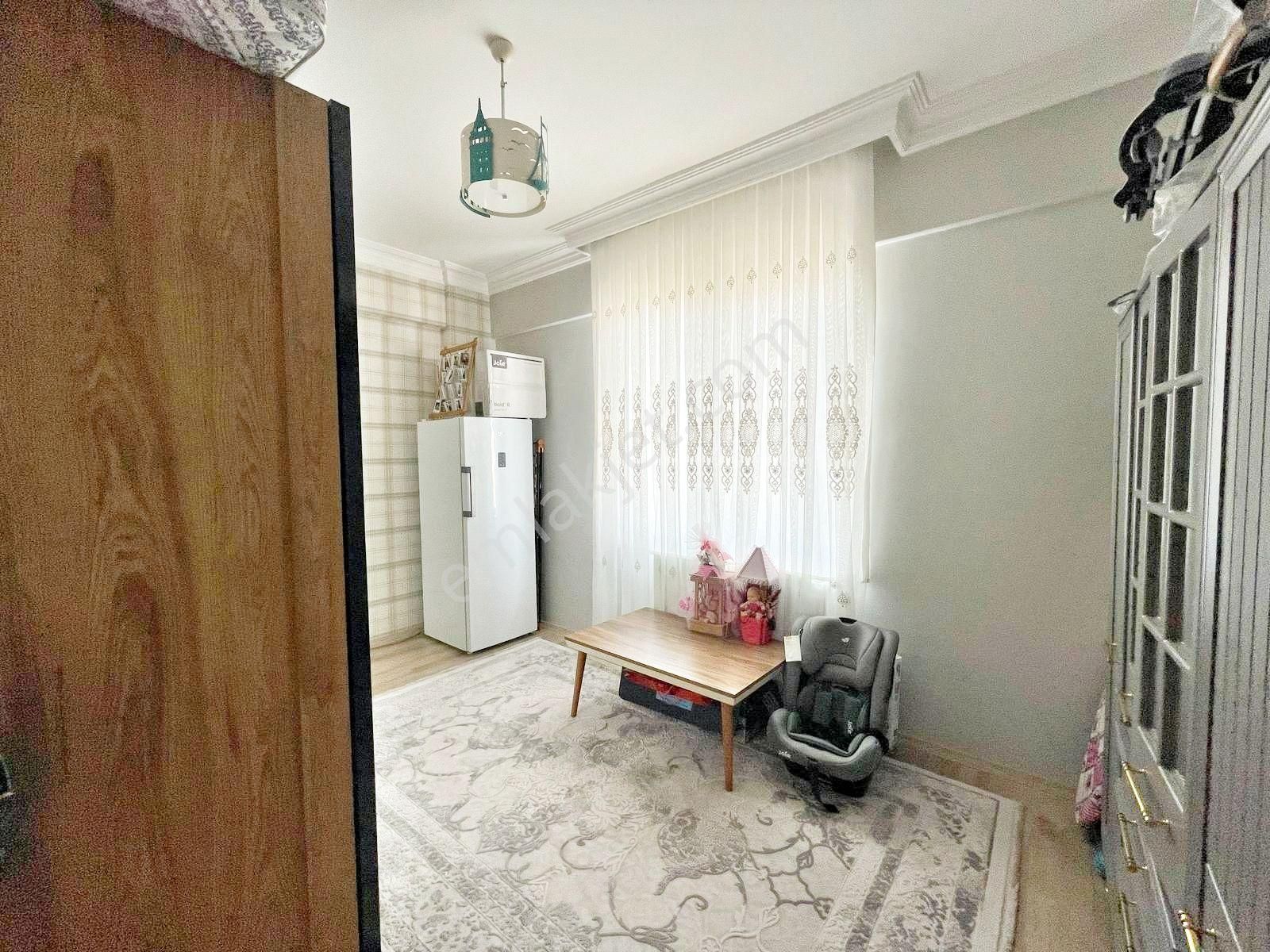 Karacaahmet'te Çift Balkonlu Aktif Cadde Yakını Ultralüx 3+1 - Görsel 11