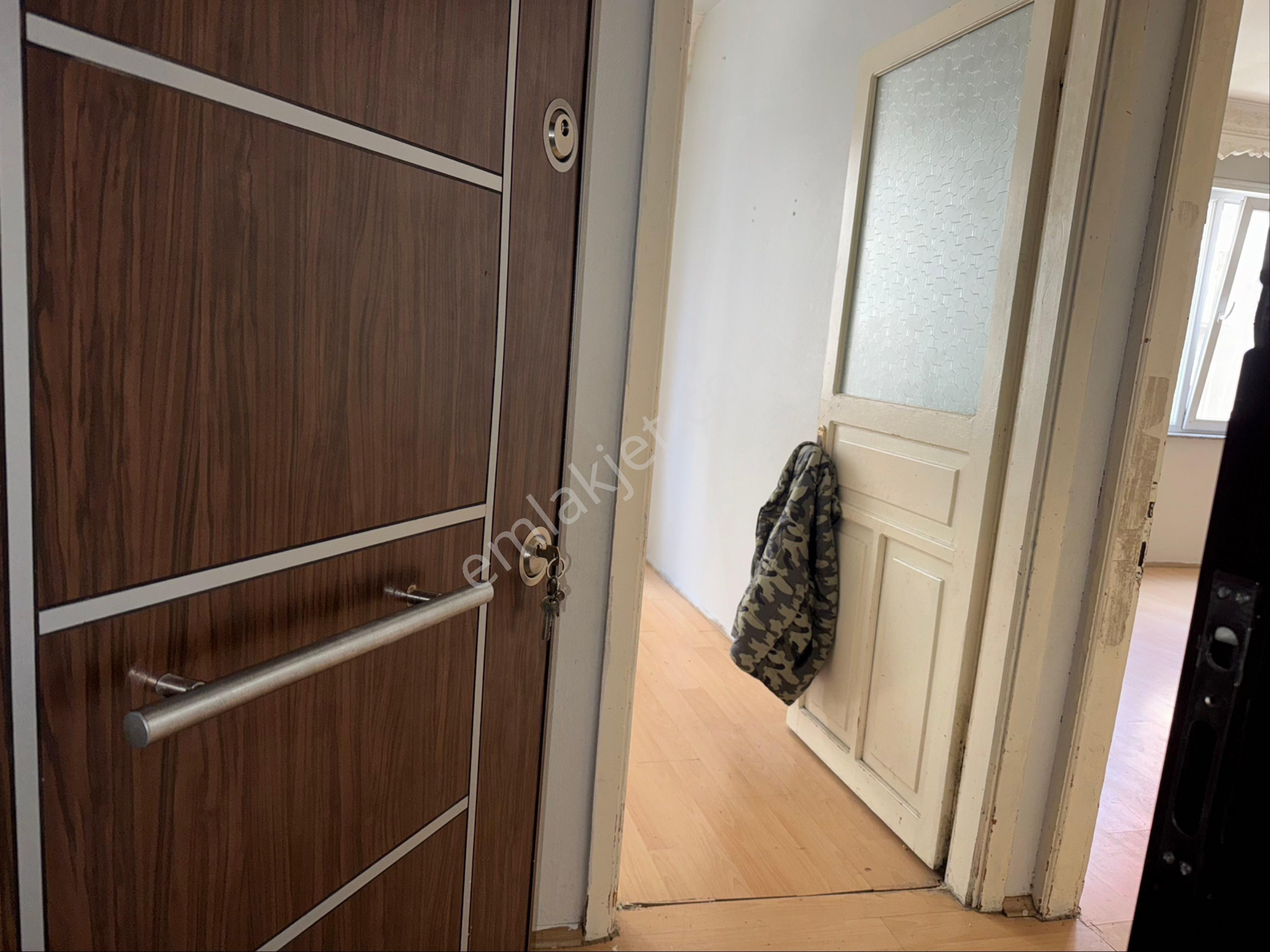 Bağcılar Fevzi Çakmak Kiralık Daire Filiz Emlaktan Bağcılar Fevzi Çakmak Mah.1+1 80m2 Kiralık Daire