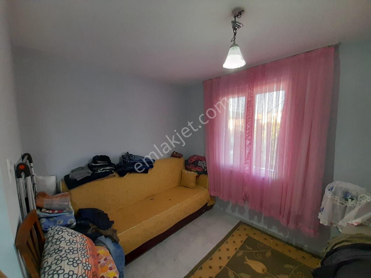 Hamzallı'da Satılık Büyük Arsa İçerisinde Masrafsız Müstakil Ev - Görsel 8