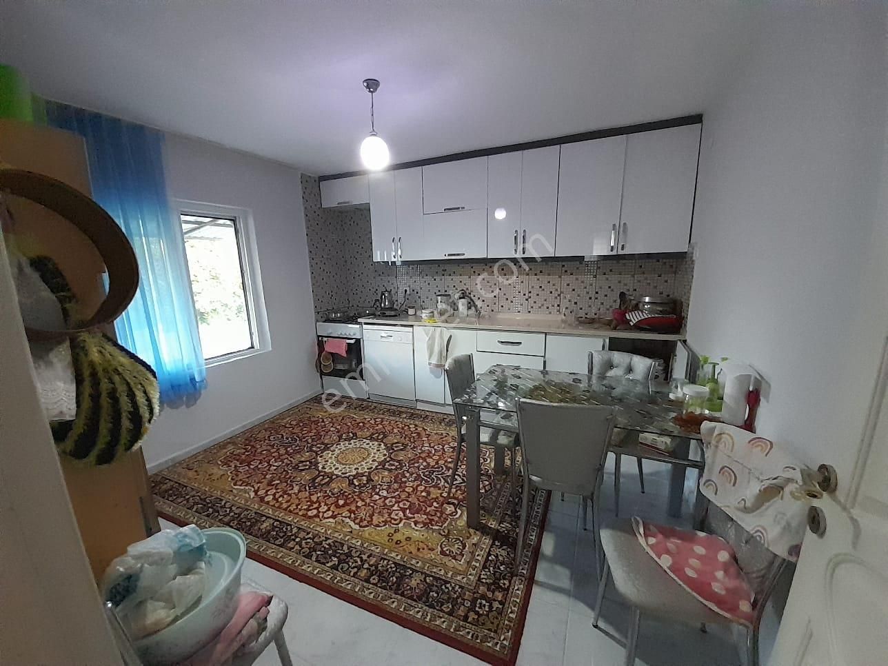 Hamzallı'da Satılık Büyük Arsa İçerisinde Masrafsız Müstakil Ev - Görsel 5