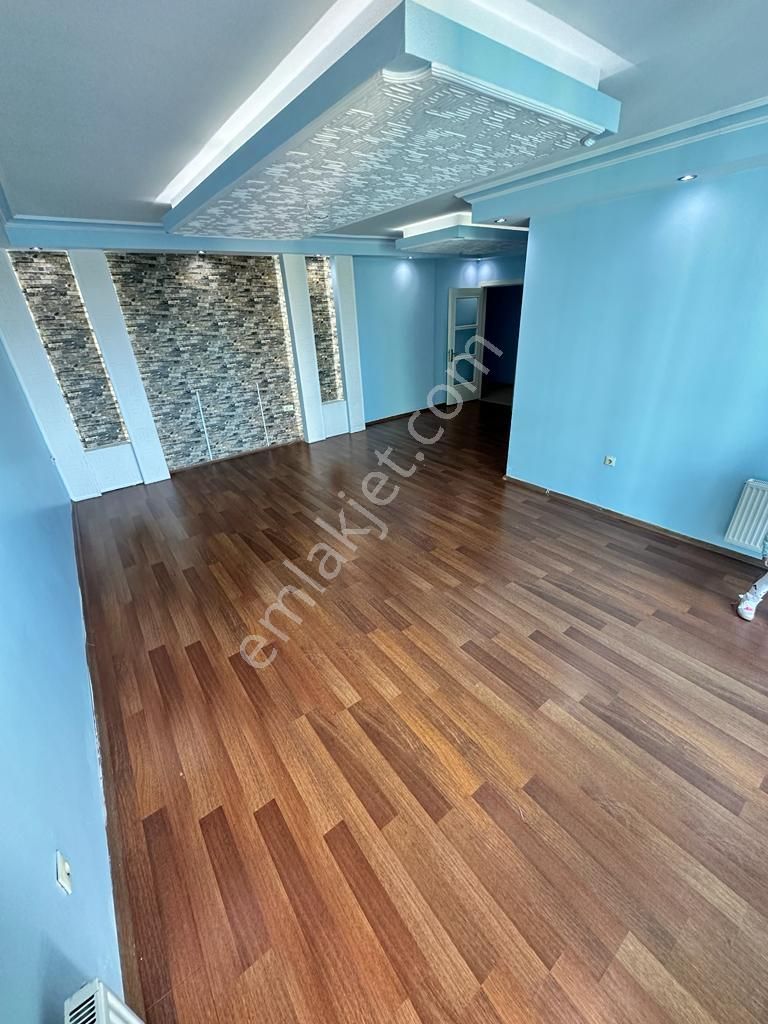 Keçiören Şenyuva Kiralık Daire Keçiören Şenyuvada 10.katta Yönetim Binası Yanı 4+1 Kiralık Daire