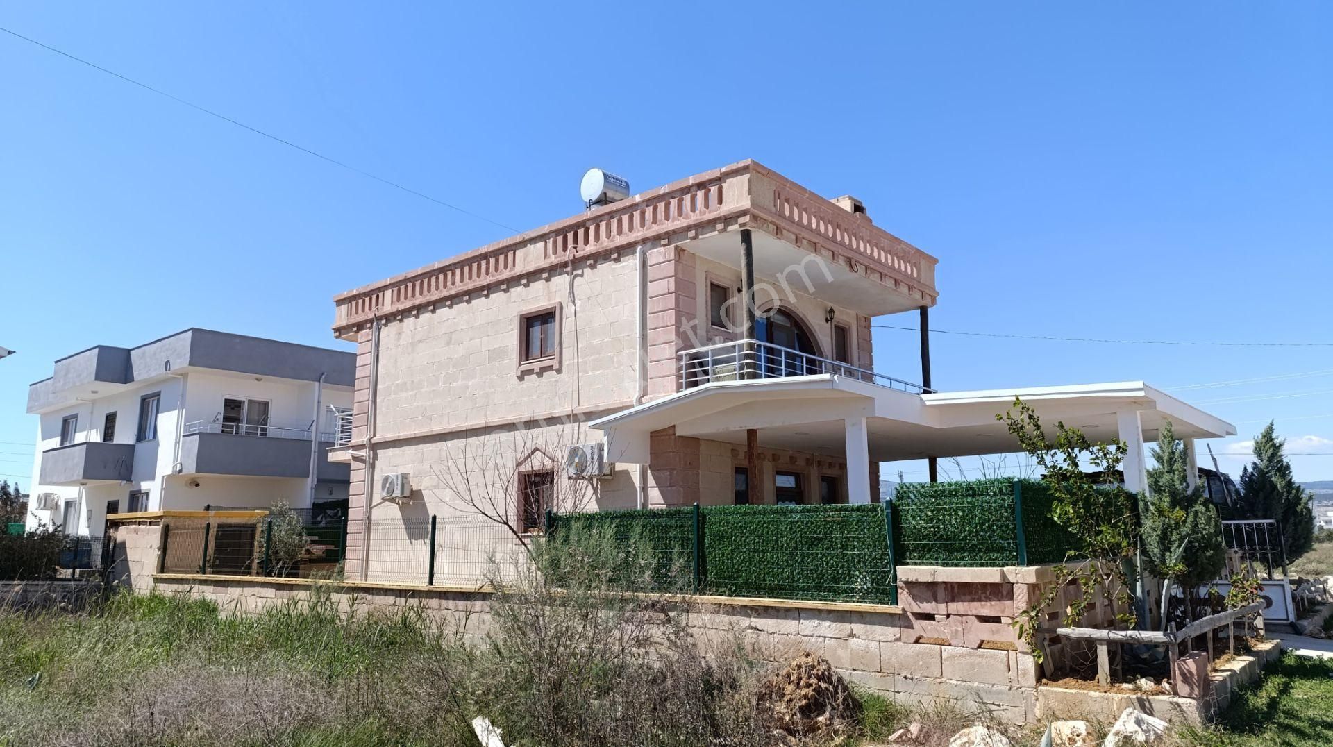 Silifke Taşucu Satılık Villa Remax Toros'tan Silifke Taşucu'nda Özel Yapım Taş Ev Villa