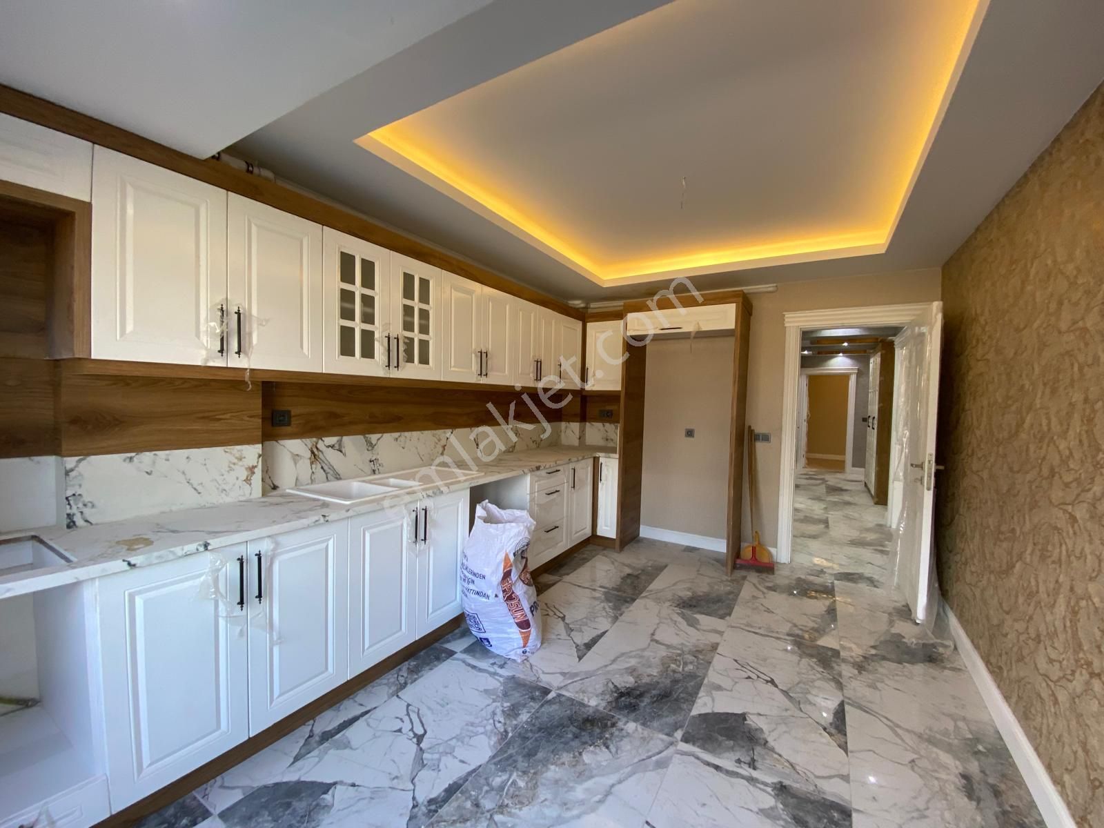 Torbalı Mah. 150m2 3+1 Arakat D.gazlı, Süper Lüks, Sıfır Dairelerimiz Satılıktır