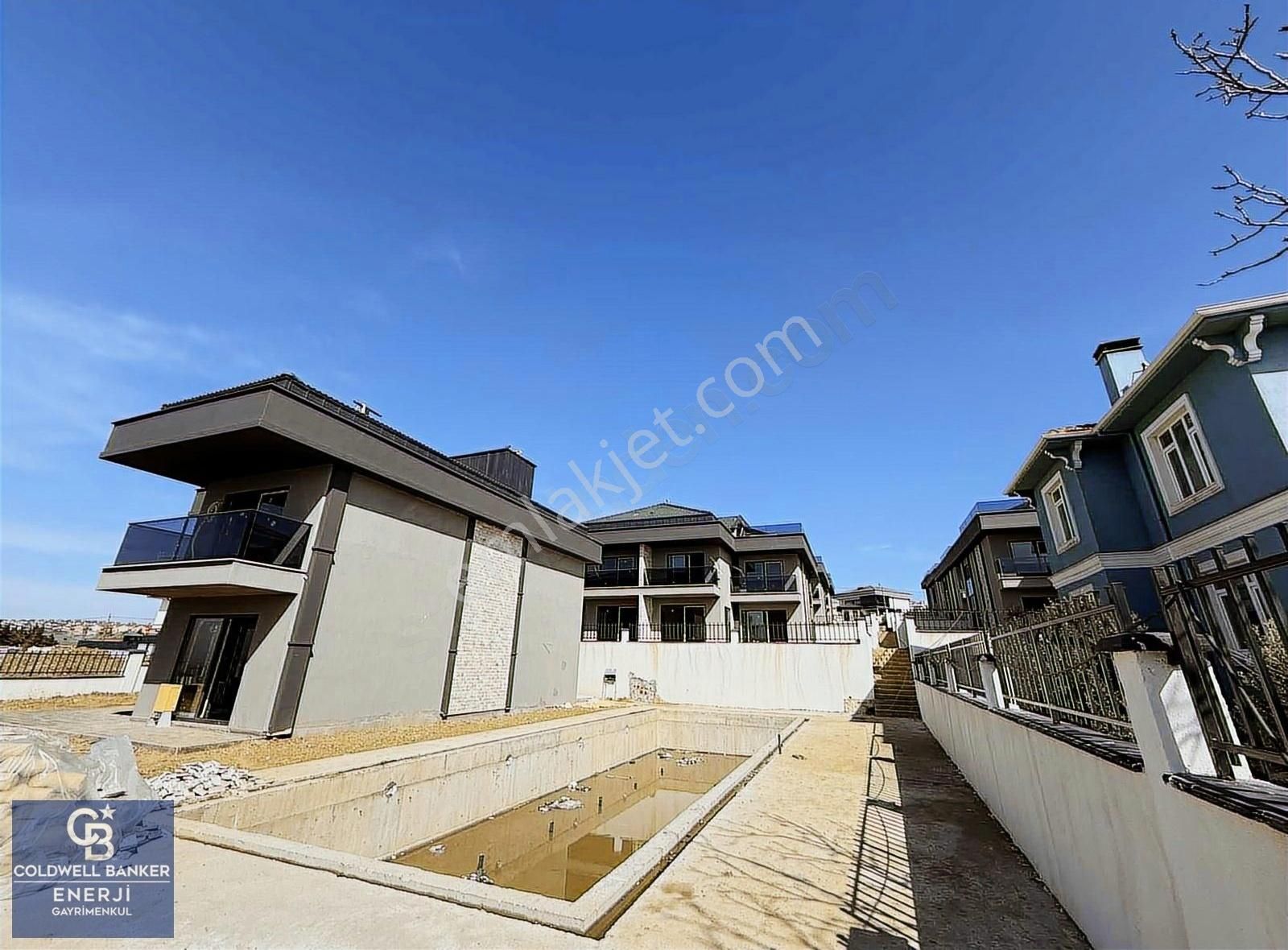 Kumburgaz Satılık 4+1 Villa Full Deniz Manzaralı Site İçerisinde - Görsel 23