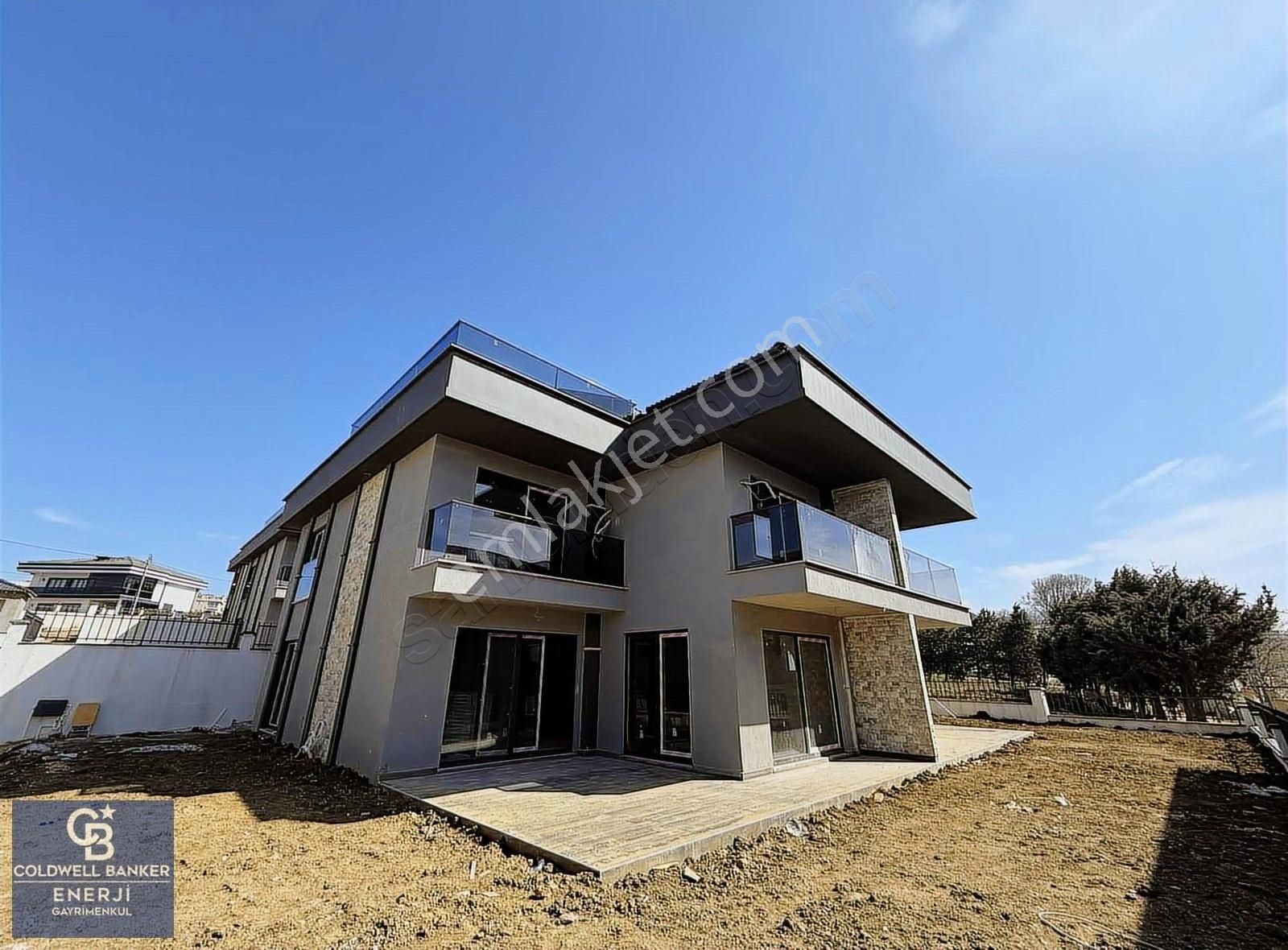 Kumburgaz Satılık 4+1 Villa Full Deniz Manzaralı Site İçerisinde - Görsel 19