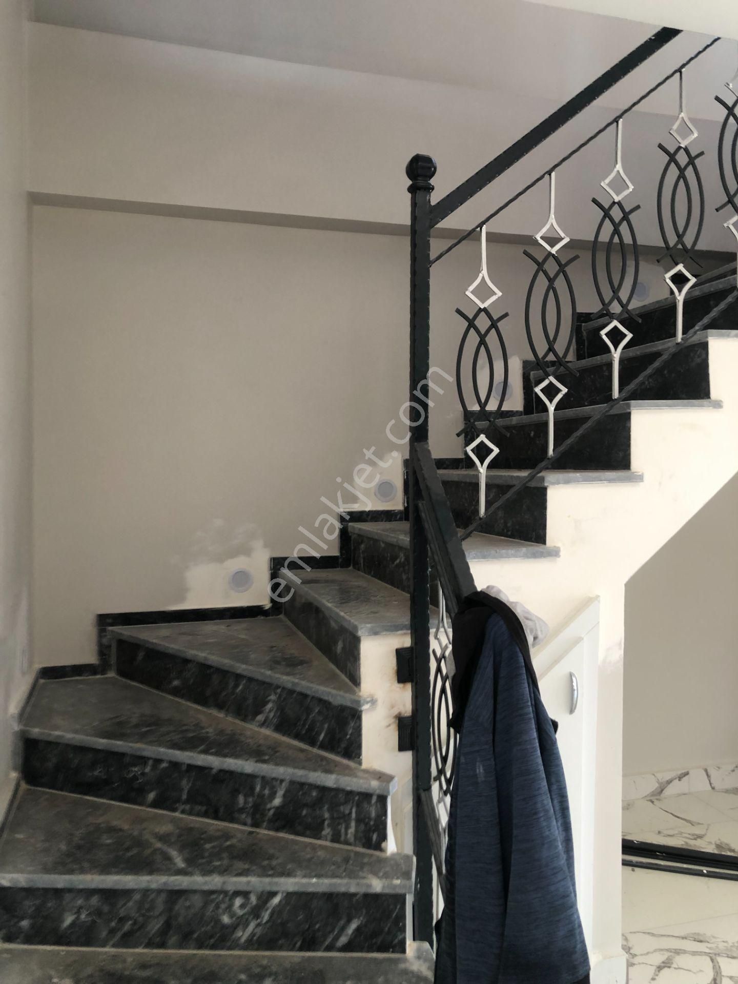 Şarköy De Işık Emlaktan İstiklal Mah De 3+1 130 M2 Mustakil Villa - Görsel 26