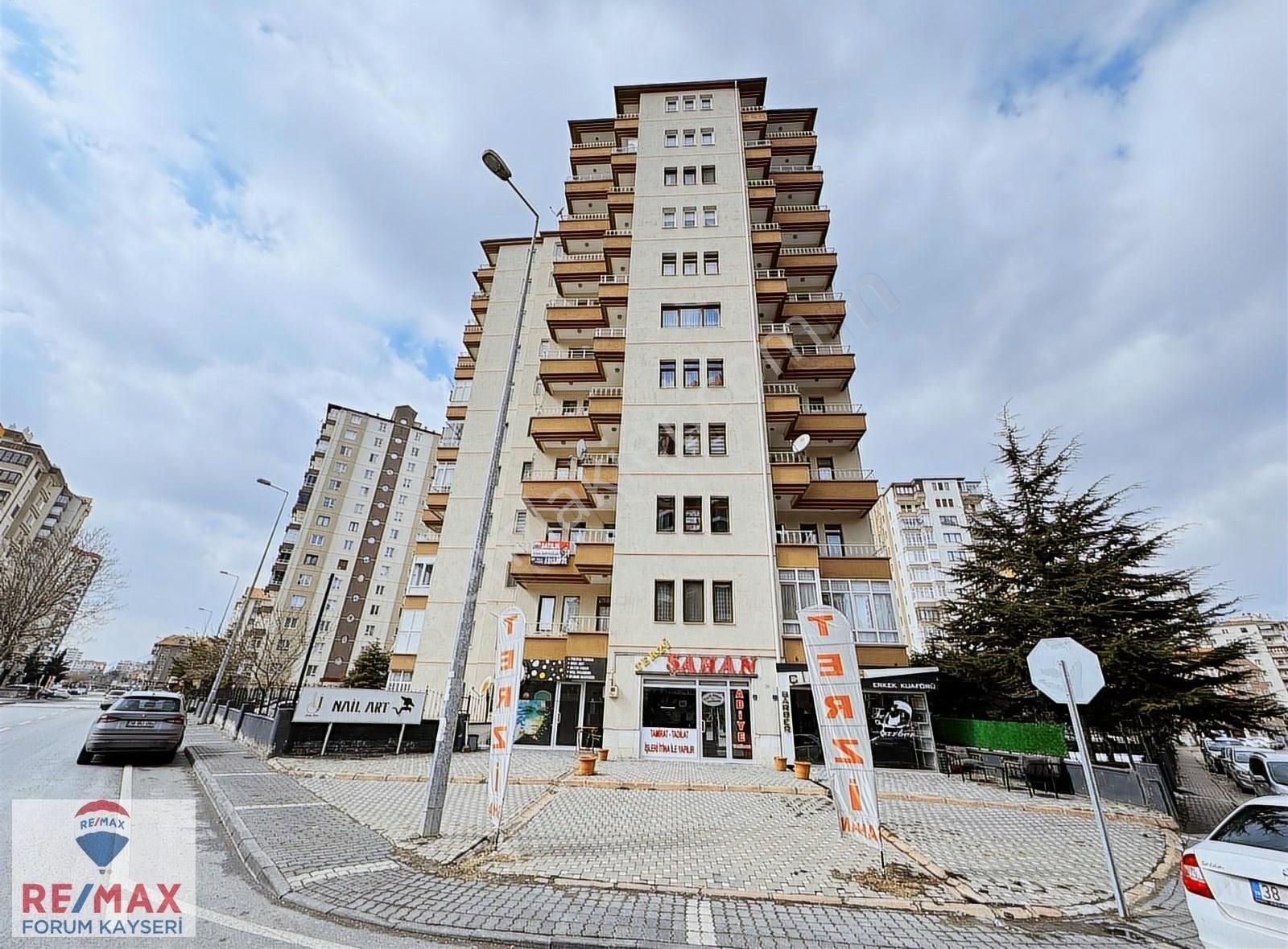 Melikgazi Gültepe Satılık Daire Gültepe Mahallesi'nde Merkezi Konumda Satılık 3+1 Daire