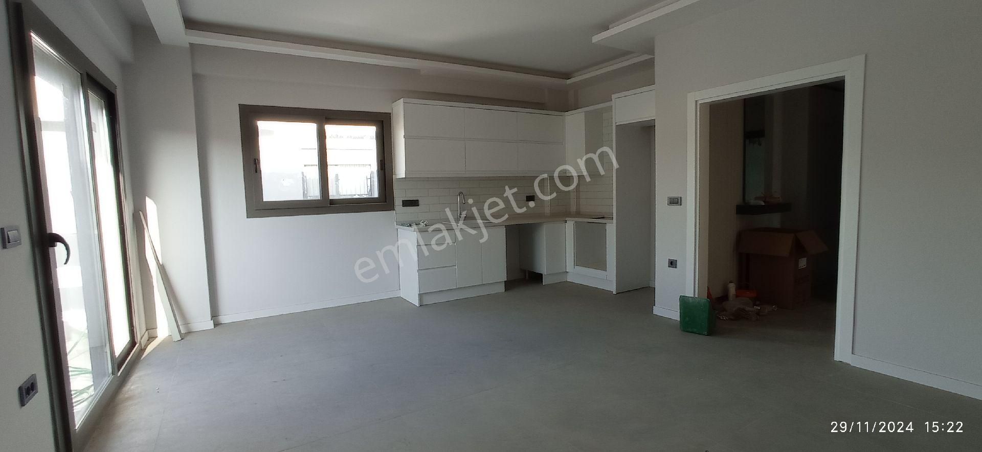 Güzelbahçe Yelki Merkezde Kolejlere Yakın 2+1 Daire Kiralık