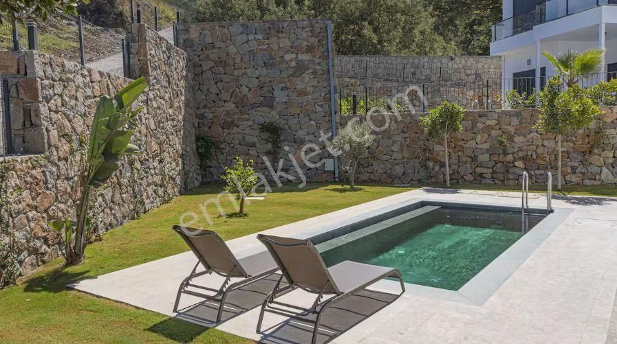 Bodrum Koyunbaba'da Satılık Lüx 4+1 Villa - Görsel 13