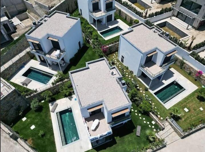 Bodrum Koyunbaba'da Satılık Lüx 4+1 Villa - Görsel 17