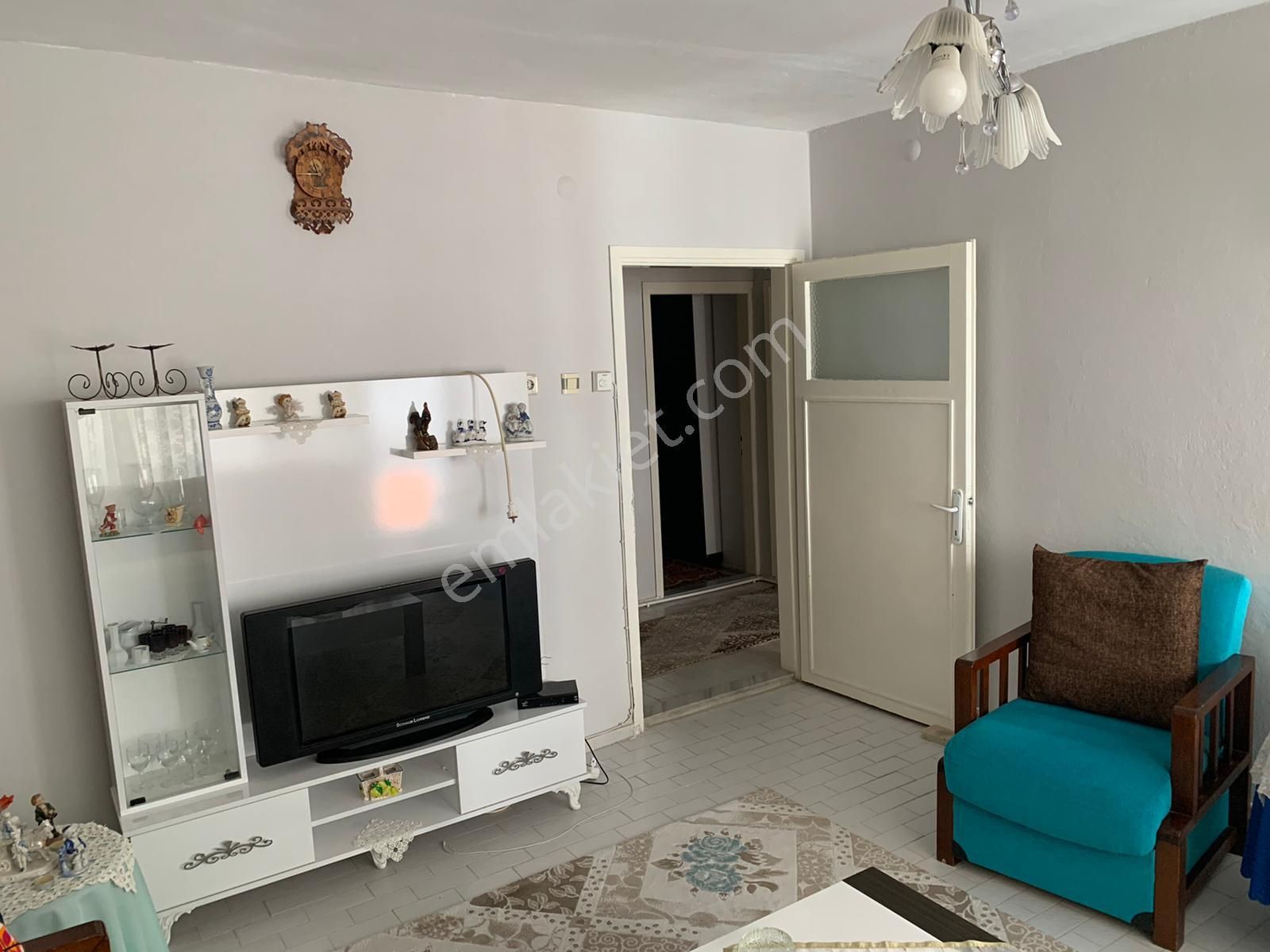 Konak Mahallesi Sökede Satılık Daire - Görsel 2