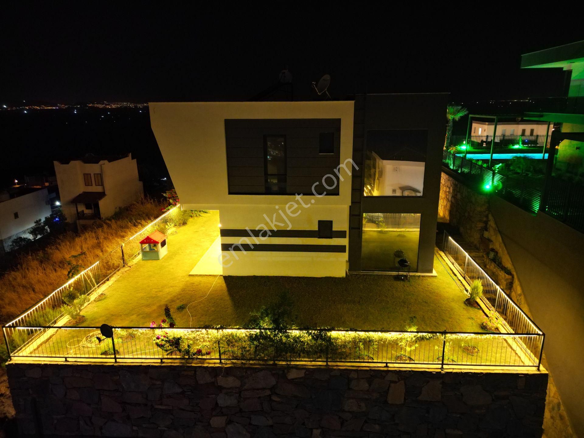 Kw'den Adabükü'nde Ultra Lüx Tasarım Villa - Görsel 31